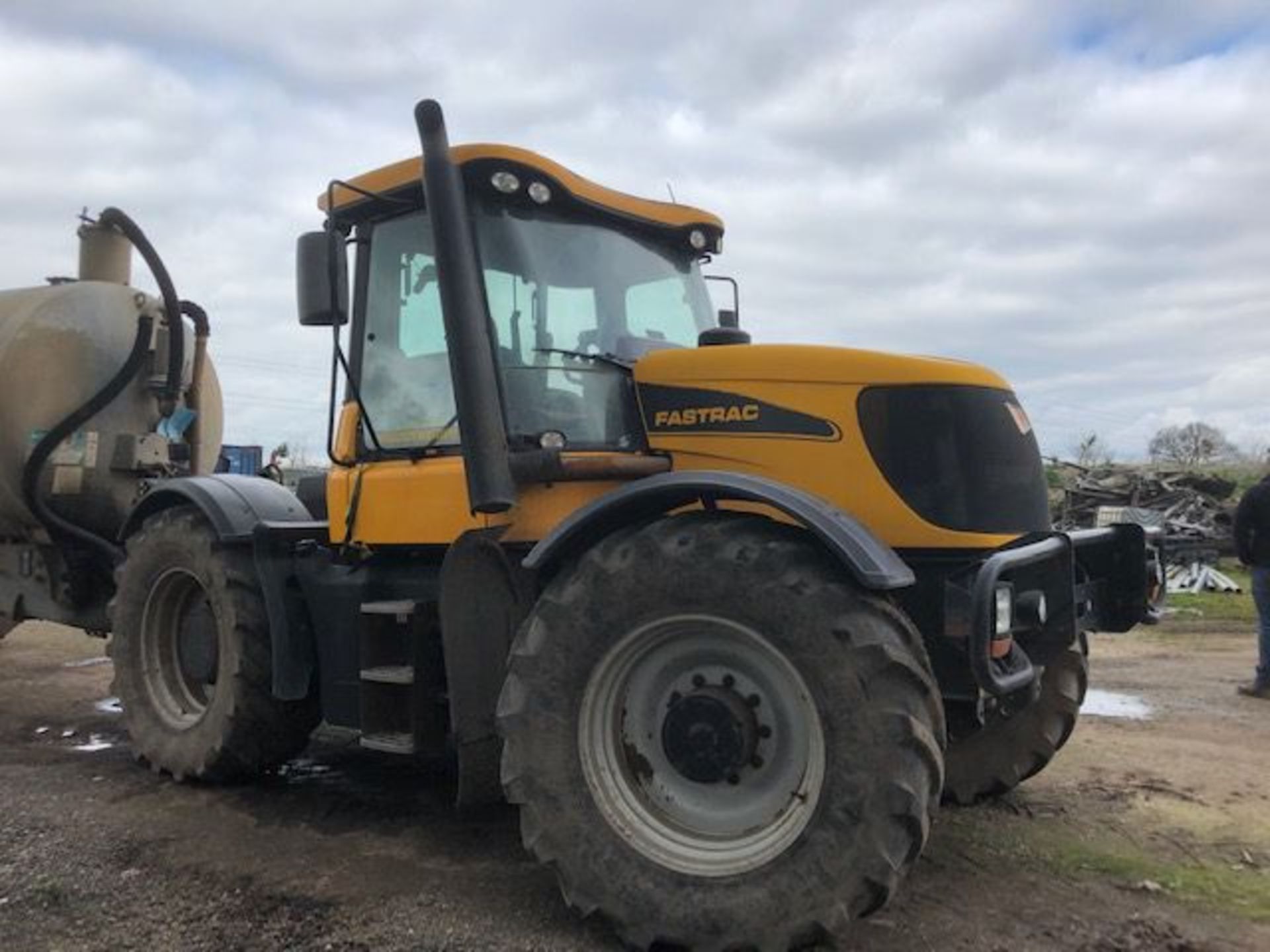 2003 JCB 3220 FASTRAC TRACTOR 