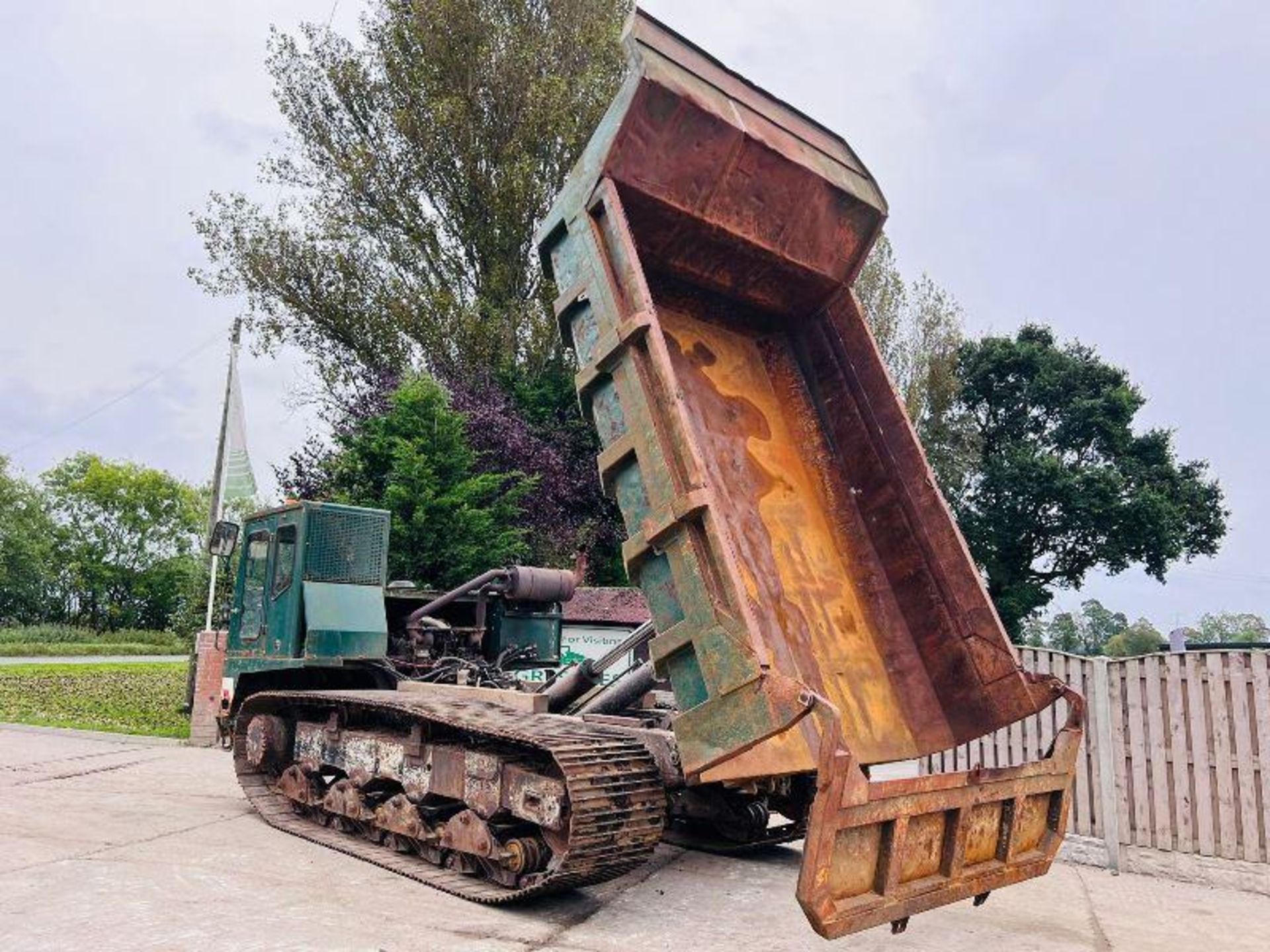 MOROOKA CG150 TRACKED DUMPER C/W RUBBER TRACKS & REVERSE CAMERA - RECENTLY SERVICED - Image 2 of 19