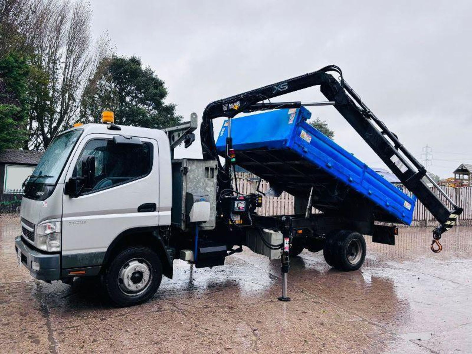 MITSUBISHI CANTER 7C18 4X2 TIPPER LORRY C/W HIAB CRANE - Image 17 of 17