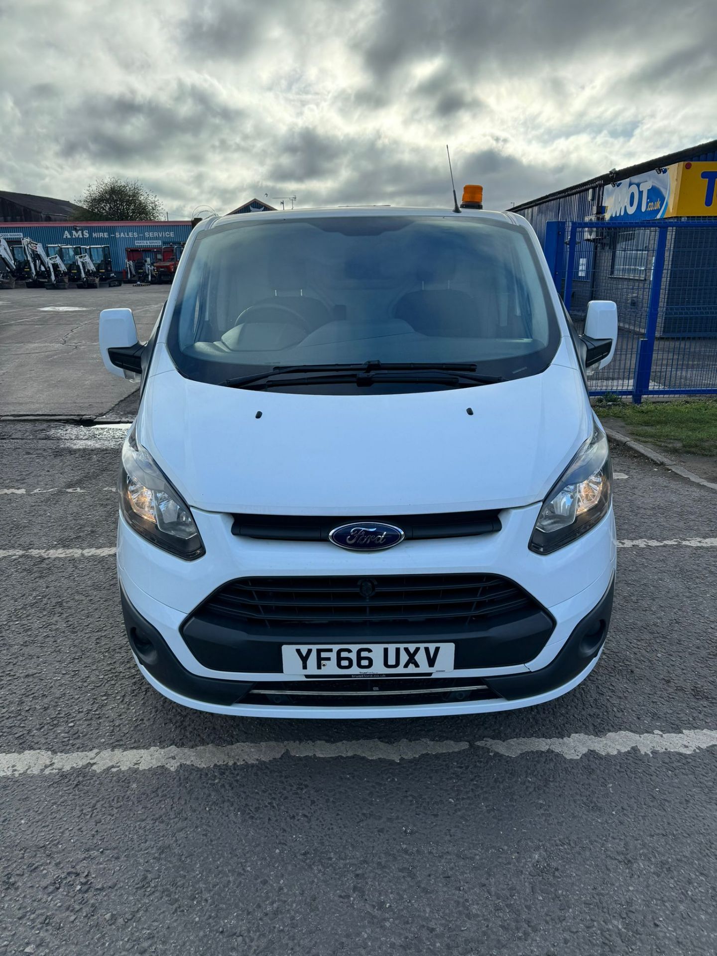 2016 66 FORD TRANSIT CUSTOM PANEL VAN - 95,868 MILES - EX CADENT GAS  - Image 6 of 10