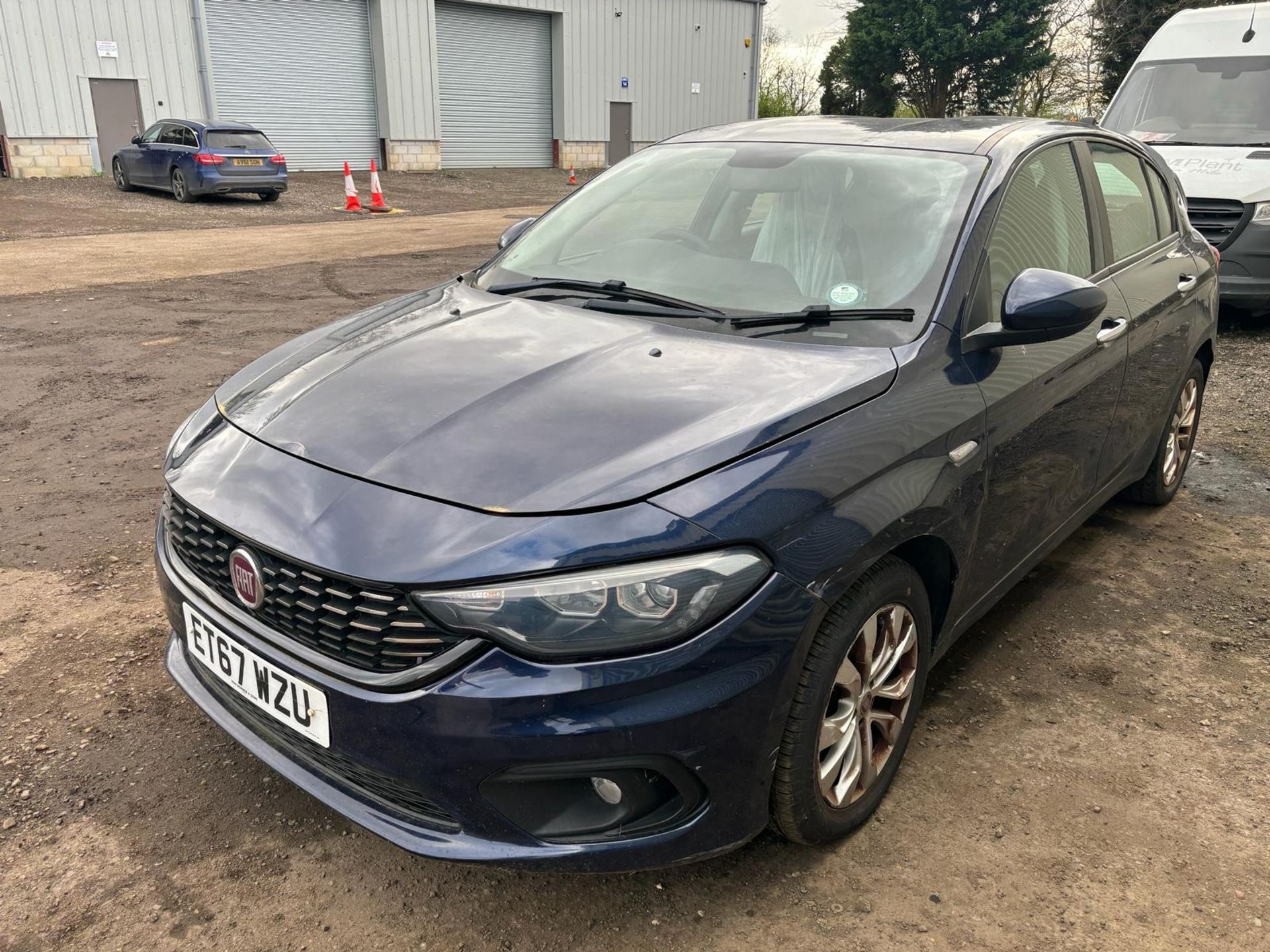 2017 67 FIAT TIPO HATCHBACK - NON RUNNER - 55K MILES - 1 KEY - Image 4 of 9