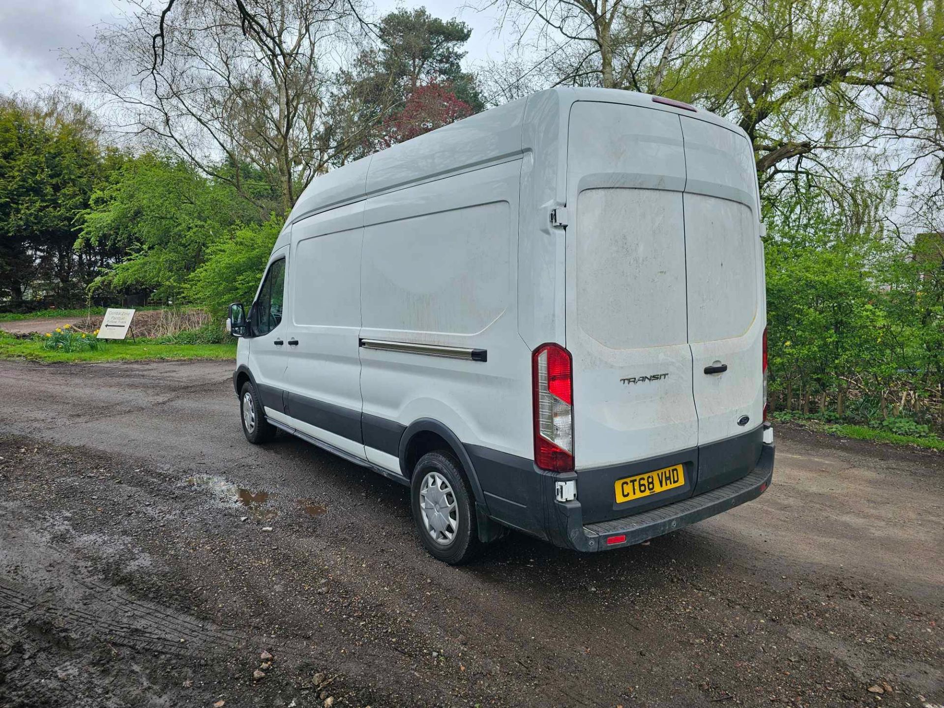 2019 68 FORD TRANSIT 350 PANEL VAN - 131K MILES - EURO 6 - TREND SPEC - RWD - Image 9 of 11