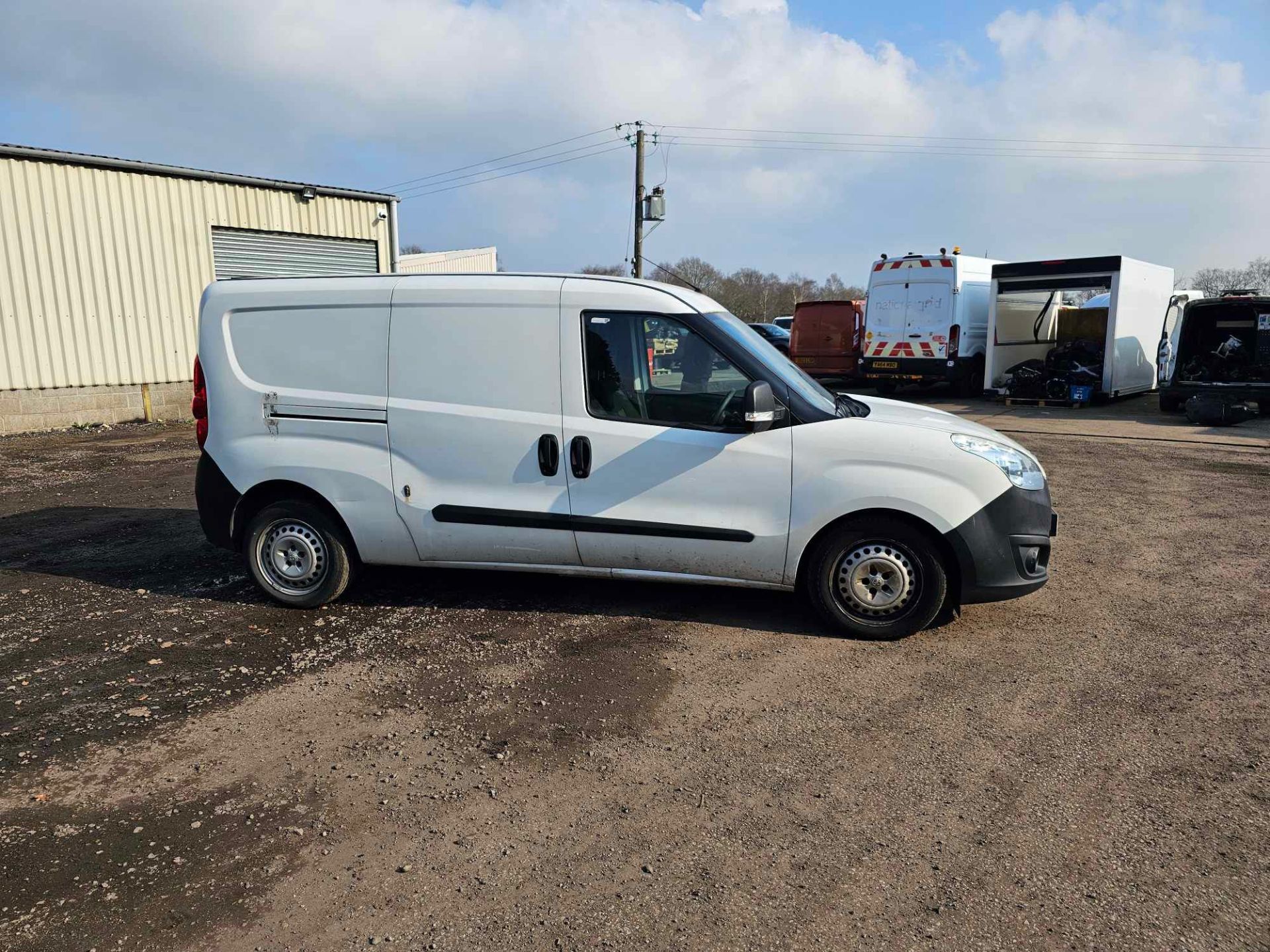 2017 17 VAUXHALL COMBO LWB 2300 CDTI S/S PANEL VAN - 64K MILES - EURO 6 - Image 5 of 9