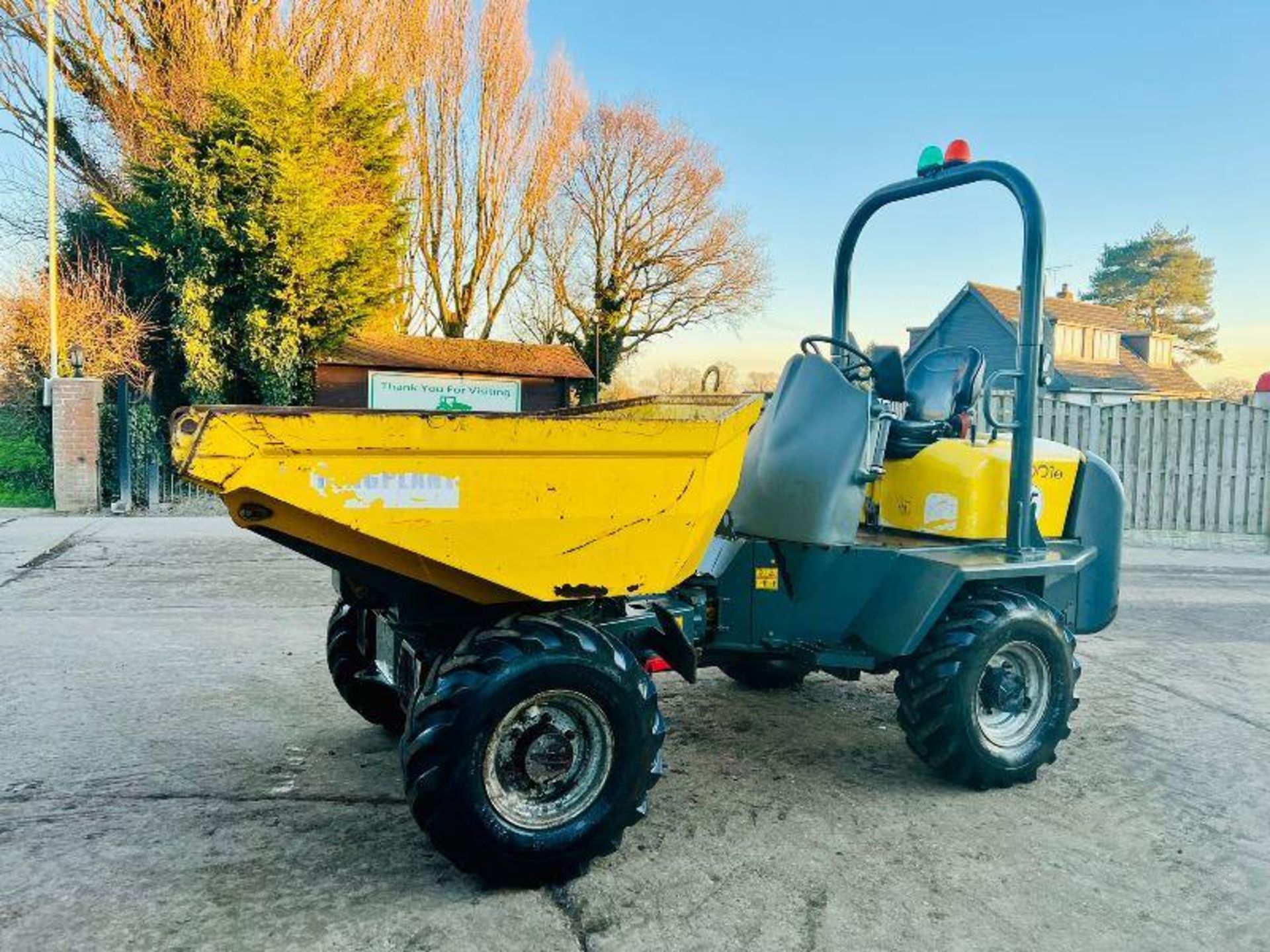 WACKER NEUSON 3001S 4WD SWIVEL TIP DUMPER *YEAR 2012, 1809 HOURS*