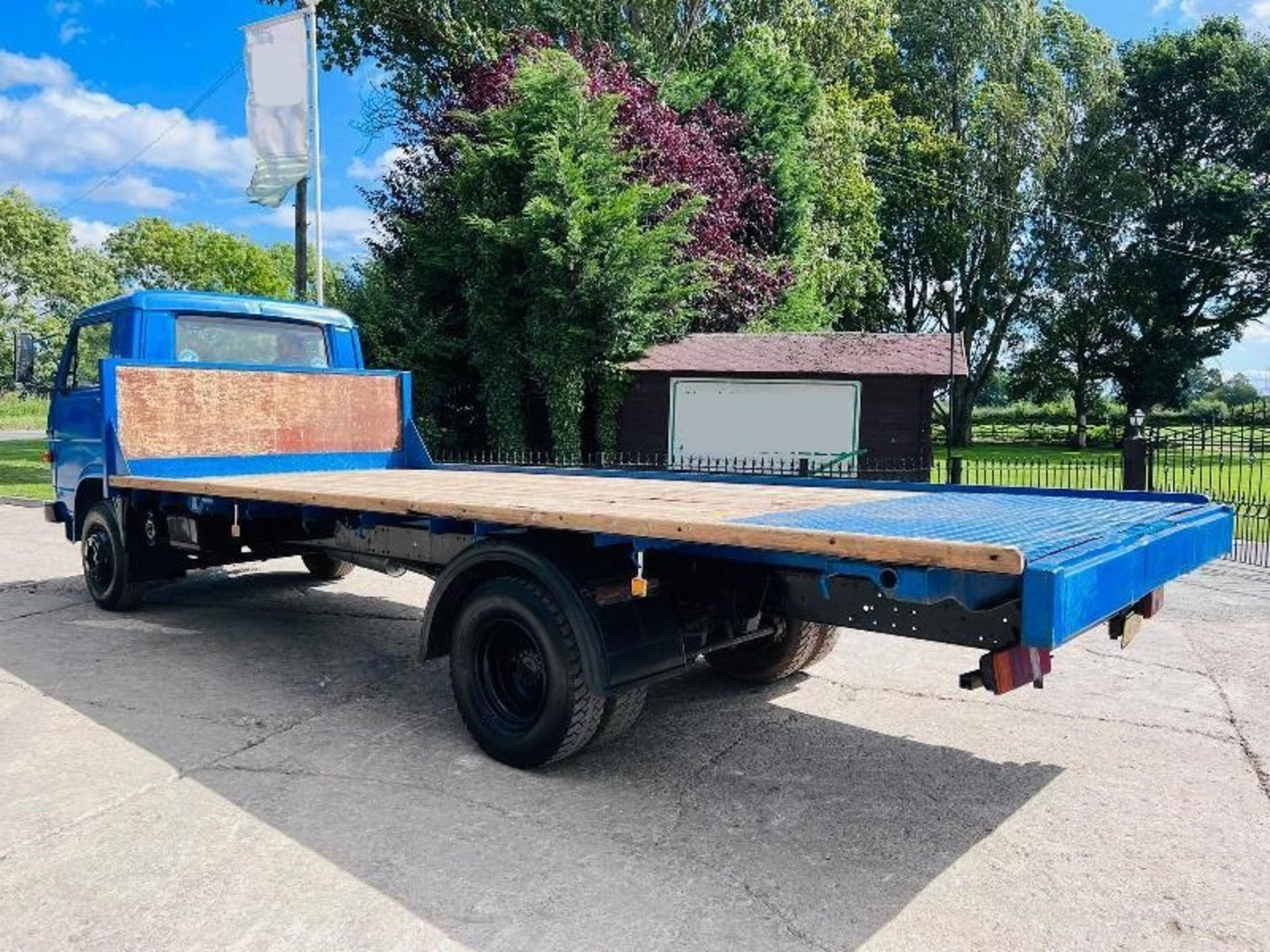 MAN 9.136 4X2 FLAT BED LORRY *2 OWNERS FROM NEW*. - Image 12 of 18
