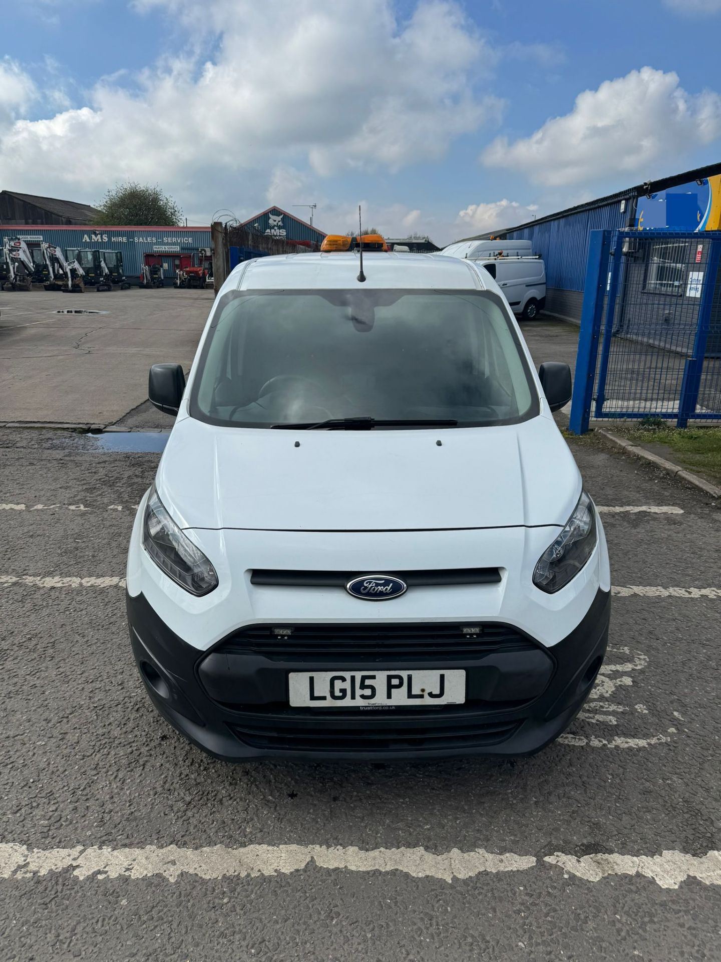 2015 15 FORD TRANSIT CONNECT PANEL VAN - 86K MILES - AIR CON - EX WATER BOARD - Image 9 of 13