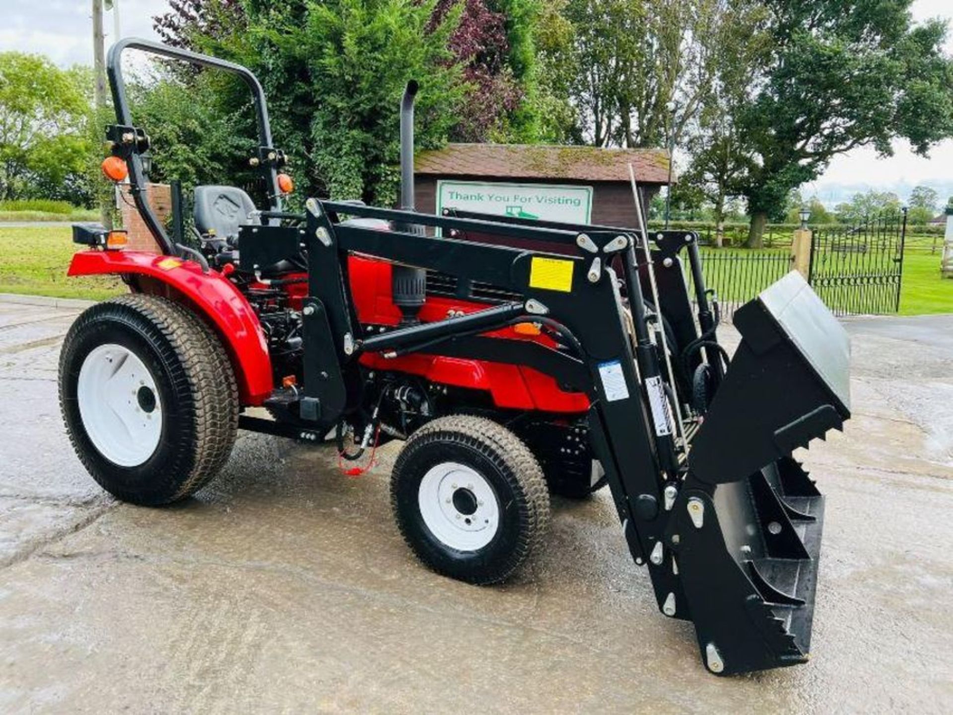 BRAND NEW SIROMER 304 FIELD RANGE 4WD TRACTOR *YEAR 2023* CW LOADER & TURF TYRES - Image 6 of 19