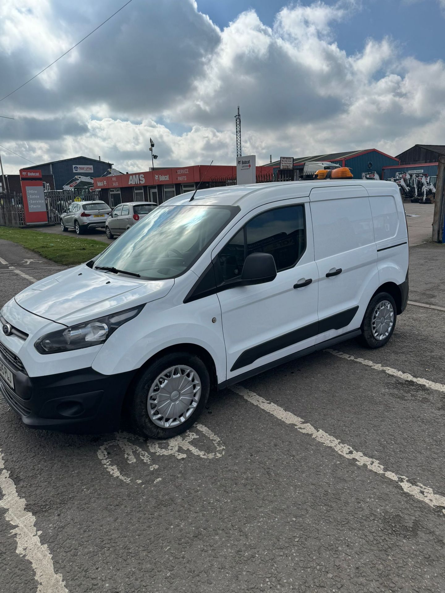 2015 15 FORD TRANSIT CONNECT PANEL VAN - 86K MILES - AIR CON - EX WATER BOARD - Image 2 of 13