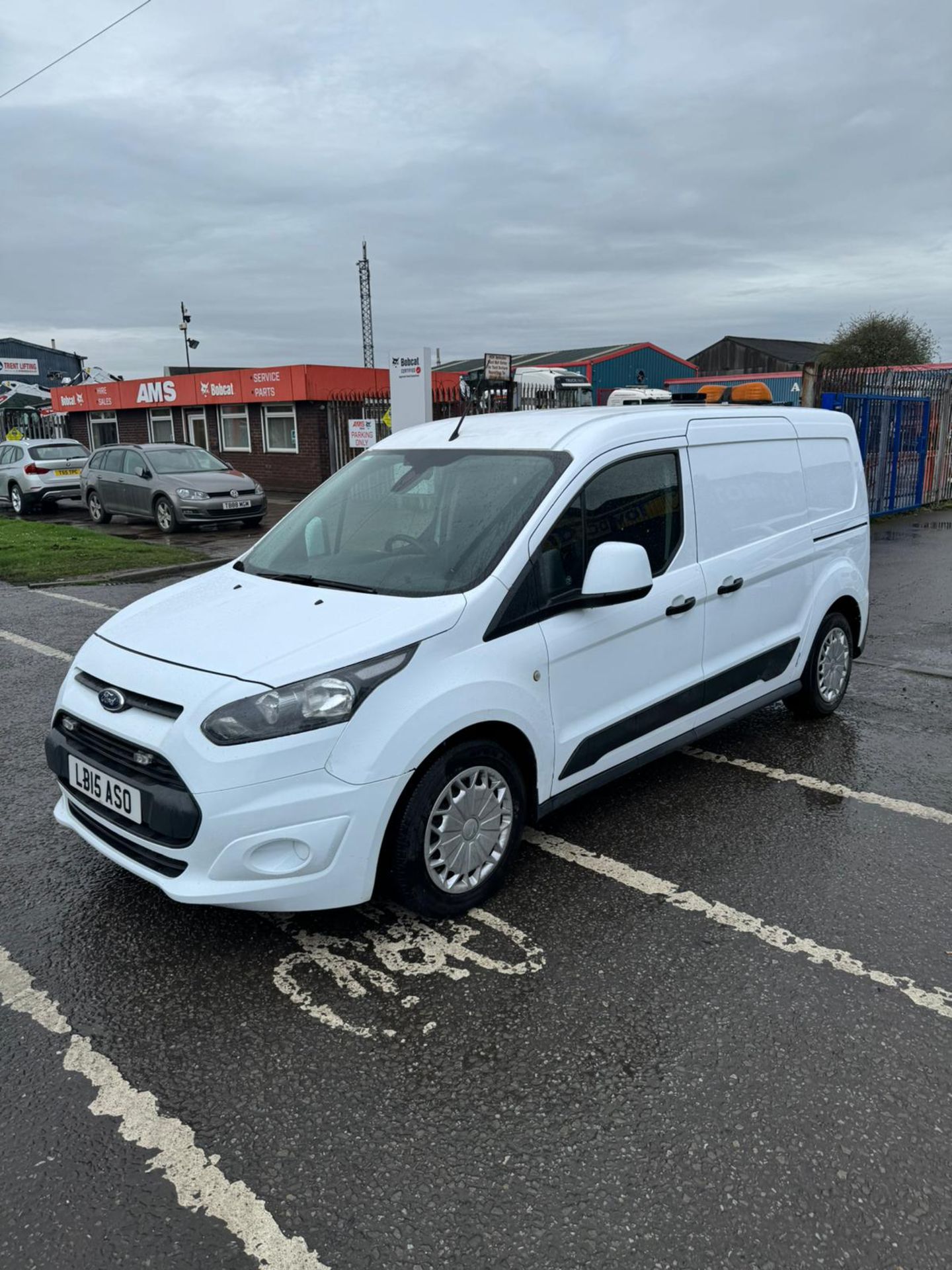 2015 15 FORD TRANSIT CONNECT LWB PANEL VAN - 95K MILES - AIR CON - TWIN SIDE DOORS - EX WATER BOARD - Image 3 of 11