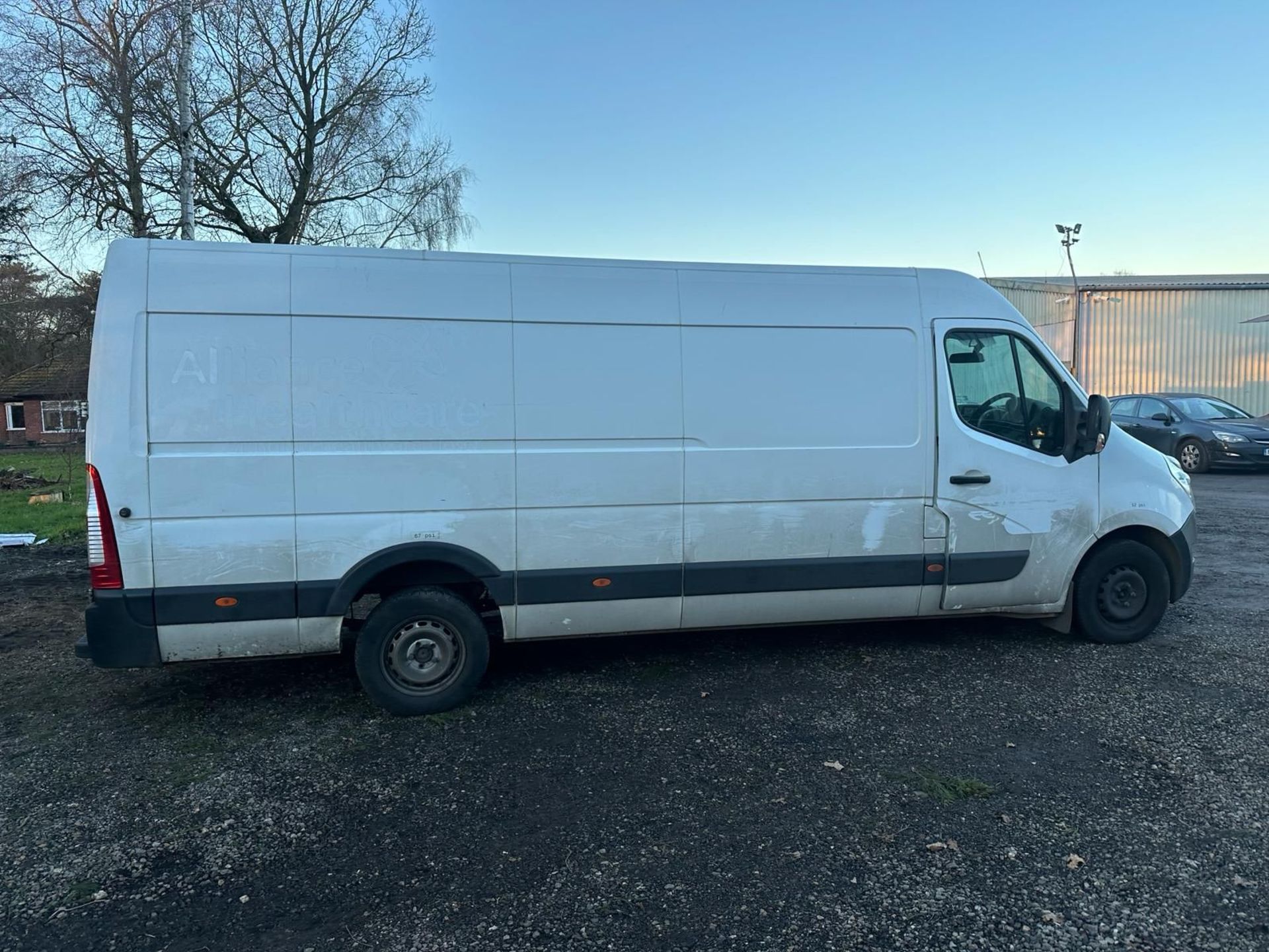 2017 17 RENAULT MASTER XLWB L4 PANEL VAN - 176K MILES - EURO 6 - Image 2 of 10