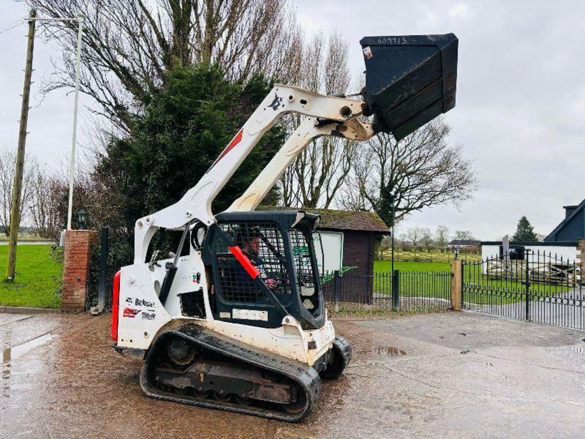 BOBCAT T590 TRACKED SKIDSTEER *YEAR 2019, 3554 HOURS* C/W BUCKET - Image 4 of 19