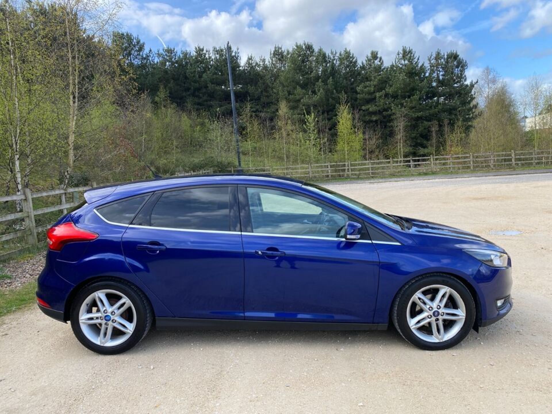 2015 FORD FOCUS ZETEC 1.0T ECOBOOST ULEZ - 136K MILES - Image 6 of 15