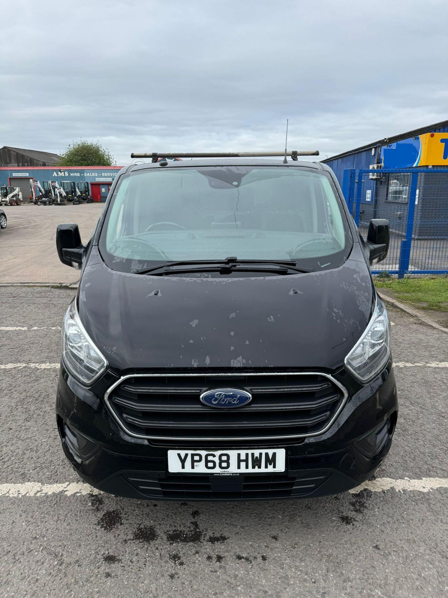 2018 68 FORD TRANSIT CUSTOM LIMITED PANEL VAN - 114K MILES - EURO 6 - AIR CON -  ALLOY WHEELS  - Image 10 of 12