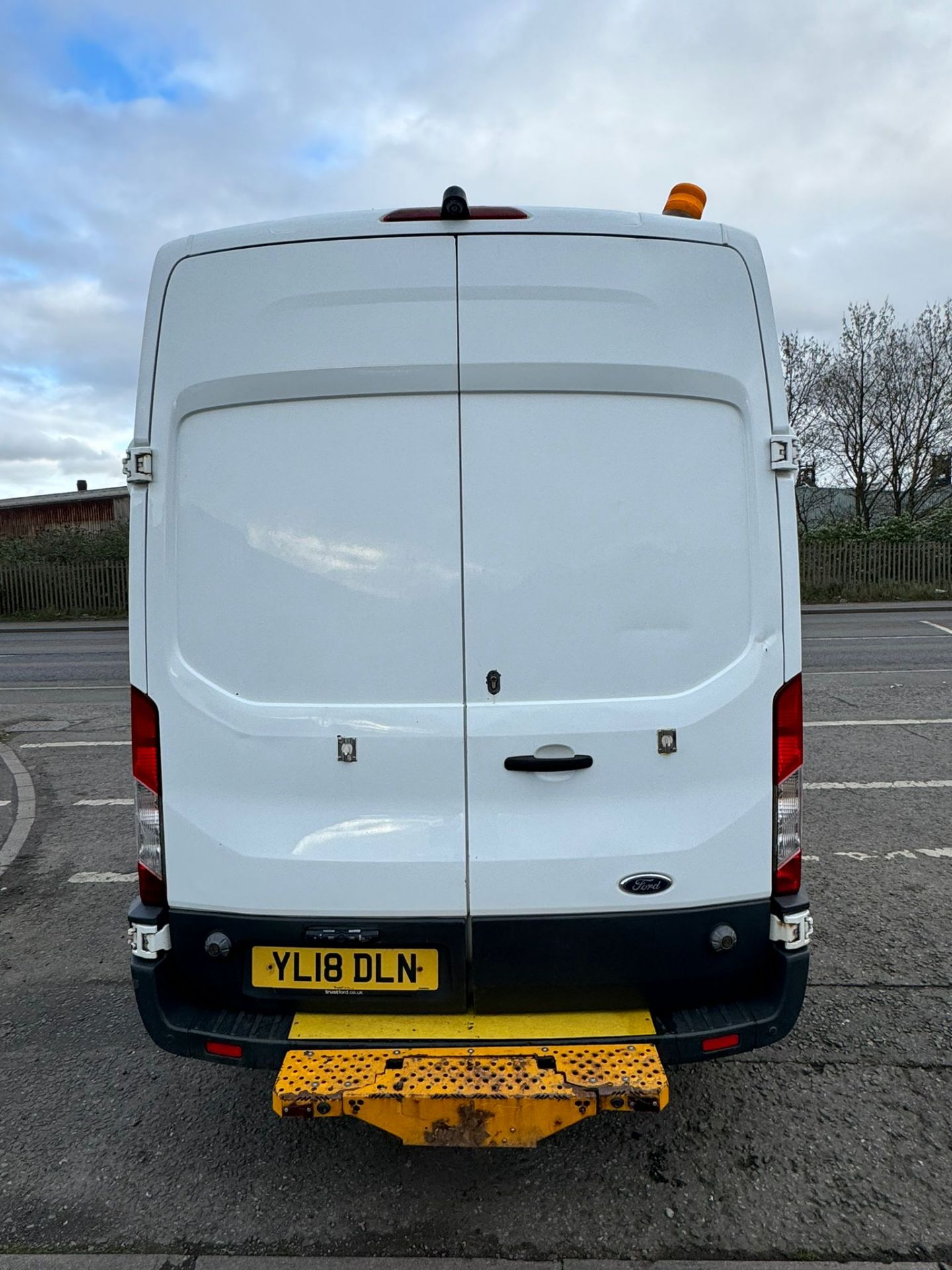 2018 18 FORD TRANSIT 350 PANEL VAN - 114K MILES - L2 H3 FWD - AIR CON - IDEAL CAMPER CONVERSION - Image 7 of 14