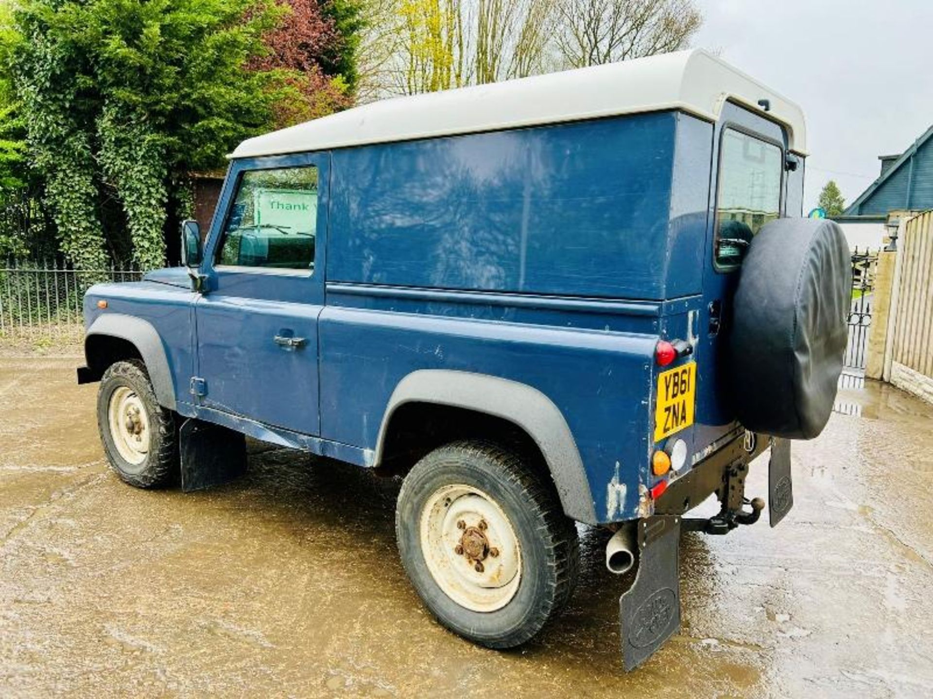 LAND ROVER DEFENDER 90 *1 OWNER FROM NEW, YEAR 2012, MOT'D TILL MARCH 2025* - Image 5 of 16