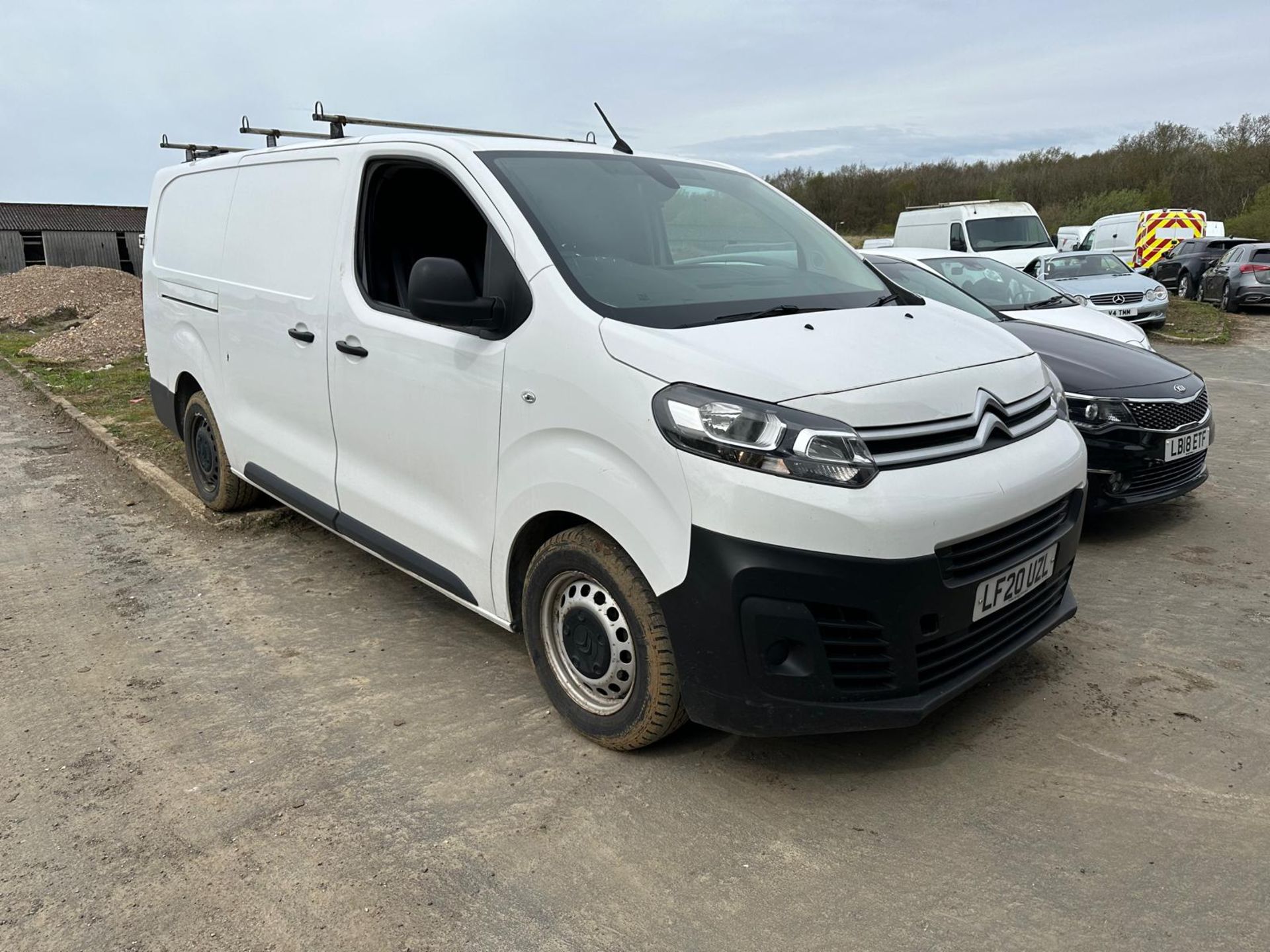2020 20 CITROEN DISPATCH PANEL VAN - 2.0 6 SPEED - 111K MILES - AIR CON - PLY LINED - EURO 6  - Image 2 of 10