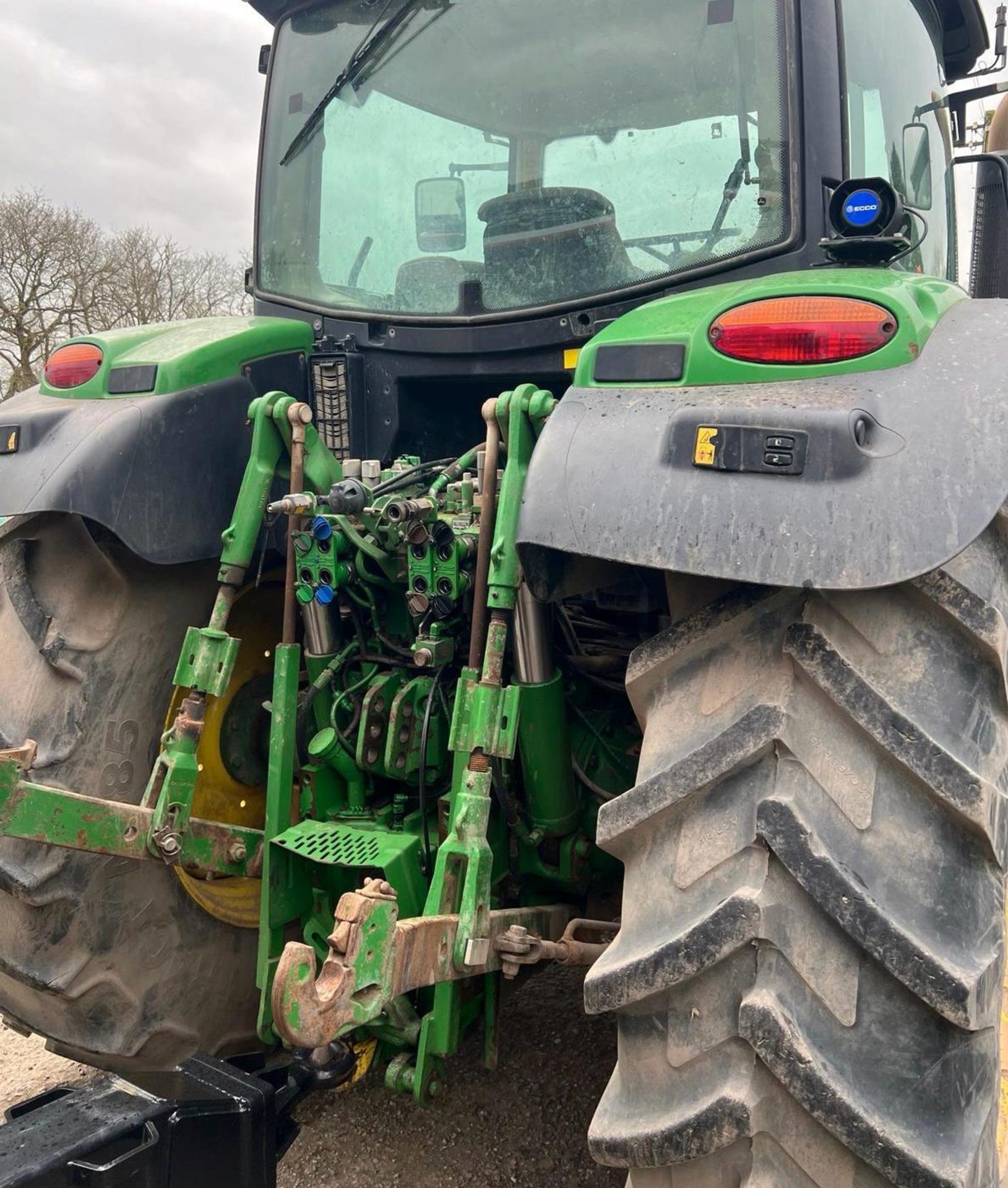 2014 JOHN DEERE 6140R TRACTOR - AIR BRAKES - Image 5 of 5