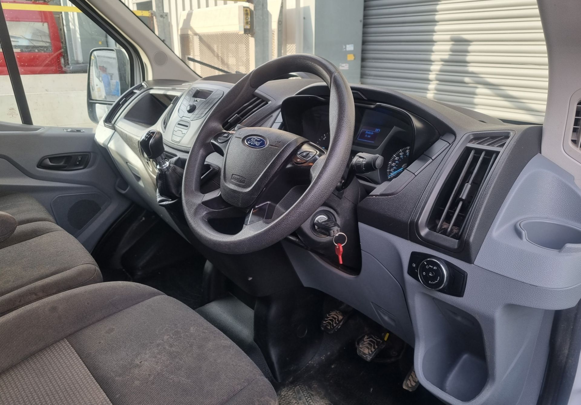 2019 FORD TRANSIT PANEL VAN - 99,507 MILES - SERVICED REGULARLY - READY FOR WORK - Bild 5 aus 8