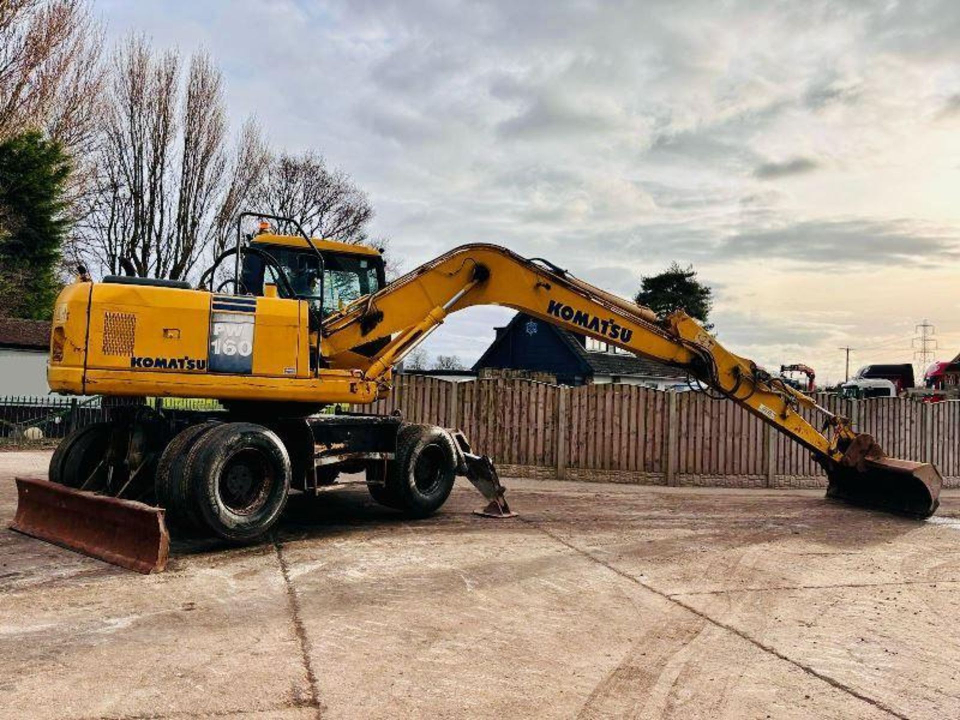 KOMATSU PW160ES-7K 4WD WHEELED EXCAVATOR C/W QUICK HITCH - Image 3 of 14