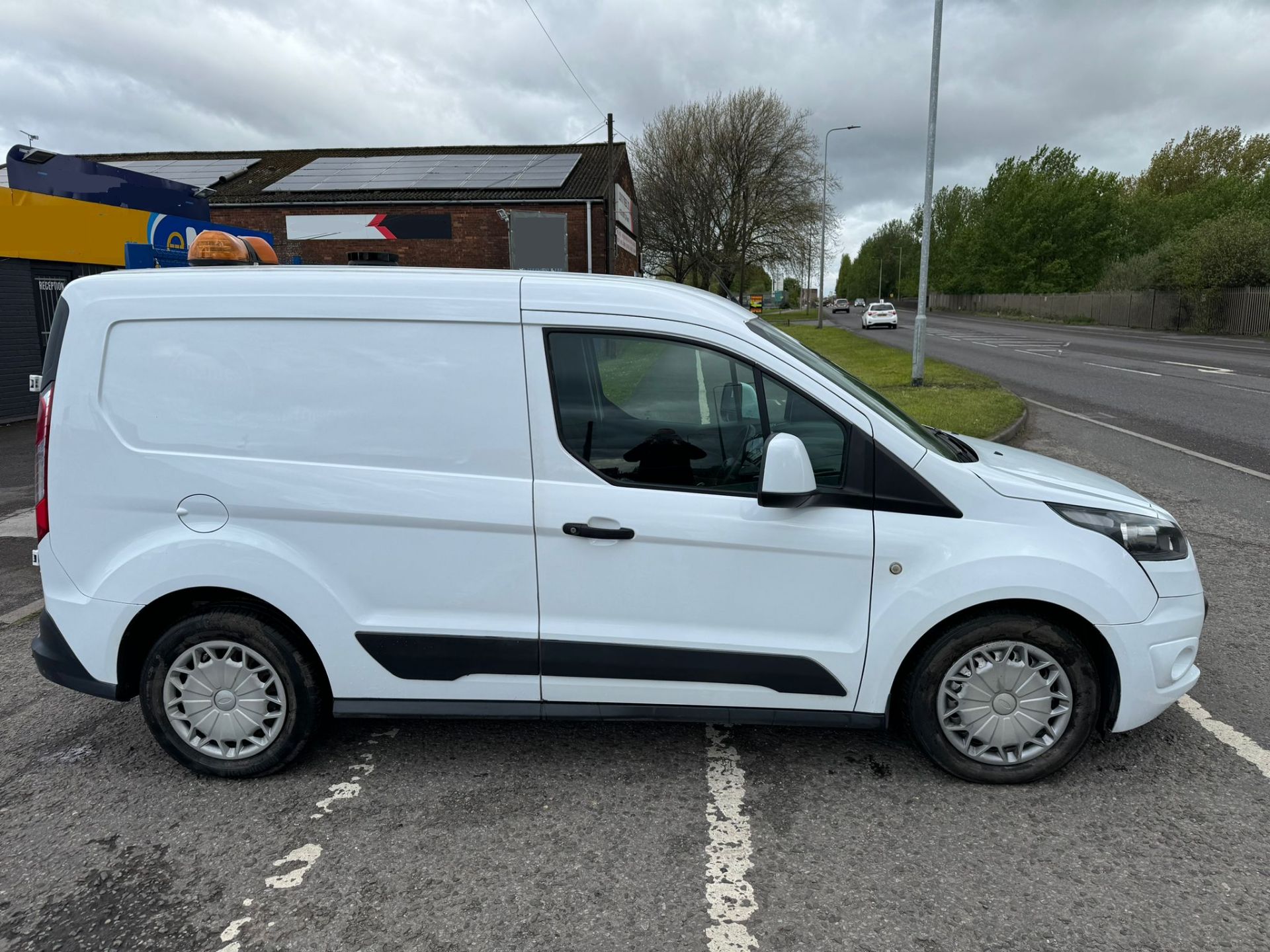 2015 15 FORD TRANSIT CONNECT PANEL VAN - 86K MILES - AIR CON - EX WATER BOARD - Bild 9 aus 12