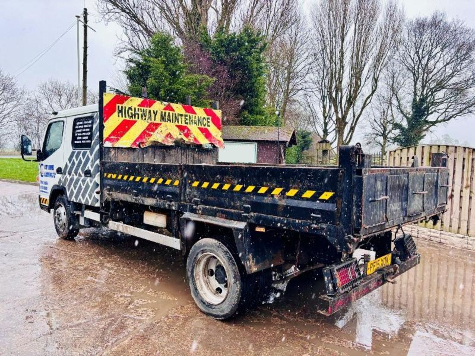 MITSUBISHI CANTER FUSO 4X2 TIPPER *YEAR 2015* C/W DOUBLE CAB - Image 11 of 13