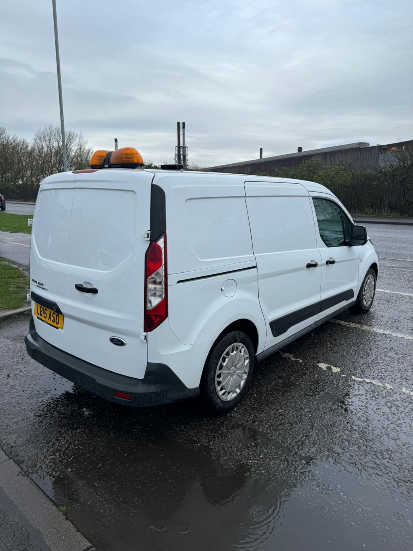 2015 15 FORD TRANSIT CONNECT LWB PANEL VAN - 95K MILES - AIR CON - TWIN SIDE DOORS - EX WATER BOARD - Image 11 of 11