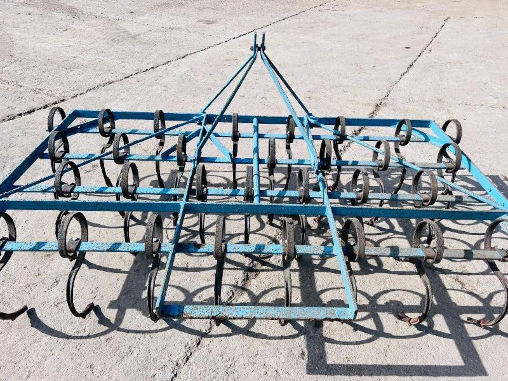 SPRING TINE CULTIVATOR - Bild 4 aus 10