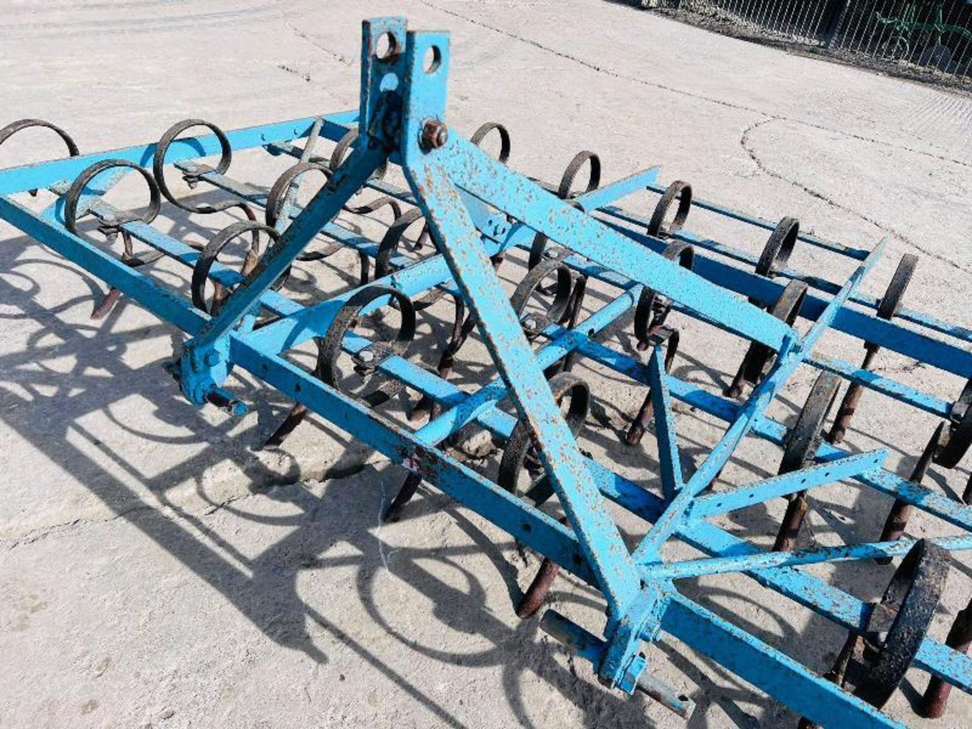 SPRING TINE CULTIVATOR - Bild 3 aus 10