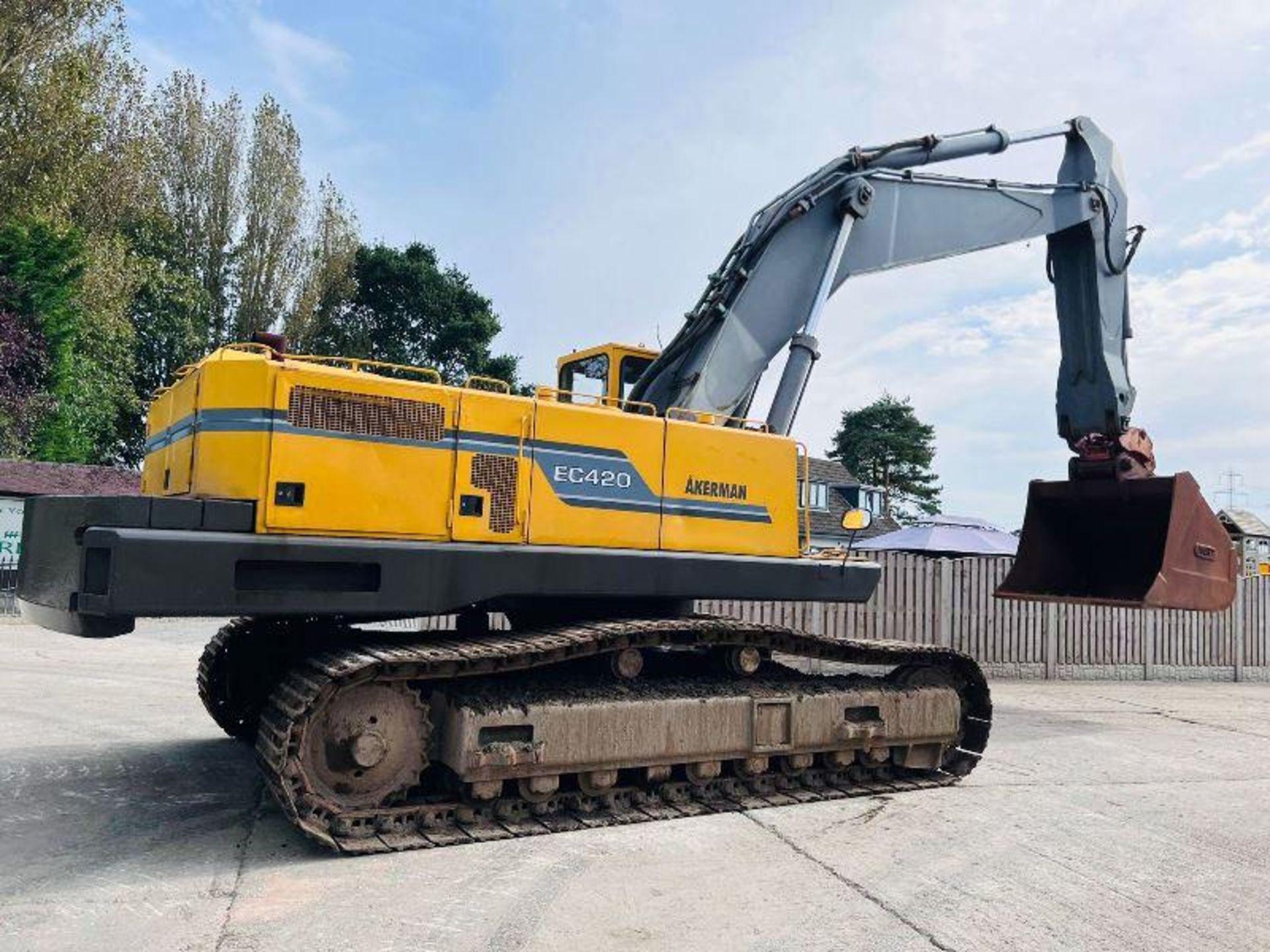 AKERMAN EC420 TRACKED EXCAVATOR C/W DOUBLE LOCKING QUICK HITCH - Image 11 of 18