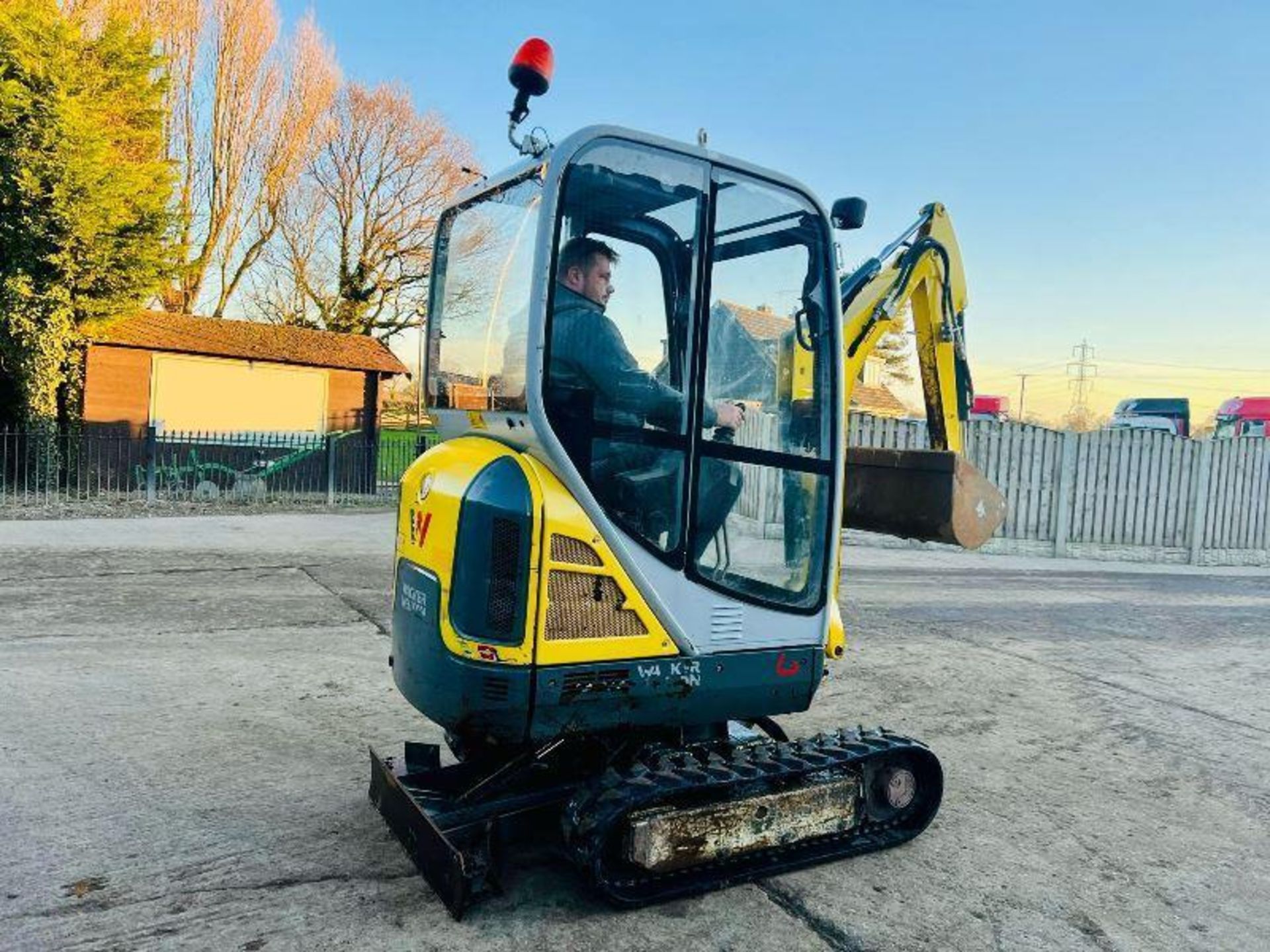 WACKER NEUSON ET16 EXCAVATOR *YEAR 2019, 2198 HOURS* C/W EXPANDING TRACKS - Image 3 of 16