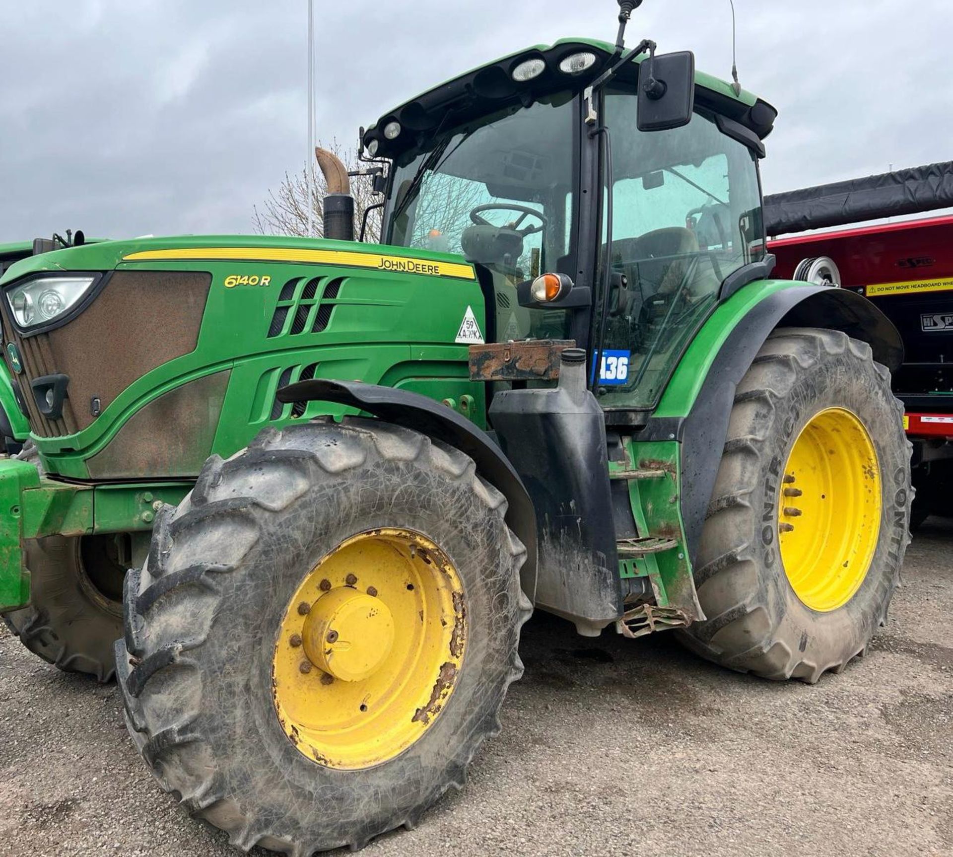 2014 JOHN DEERE 6140R TRACTOR - AIR BRAKES