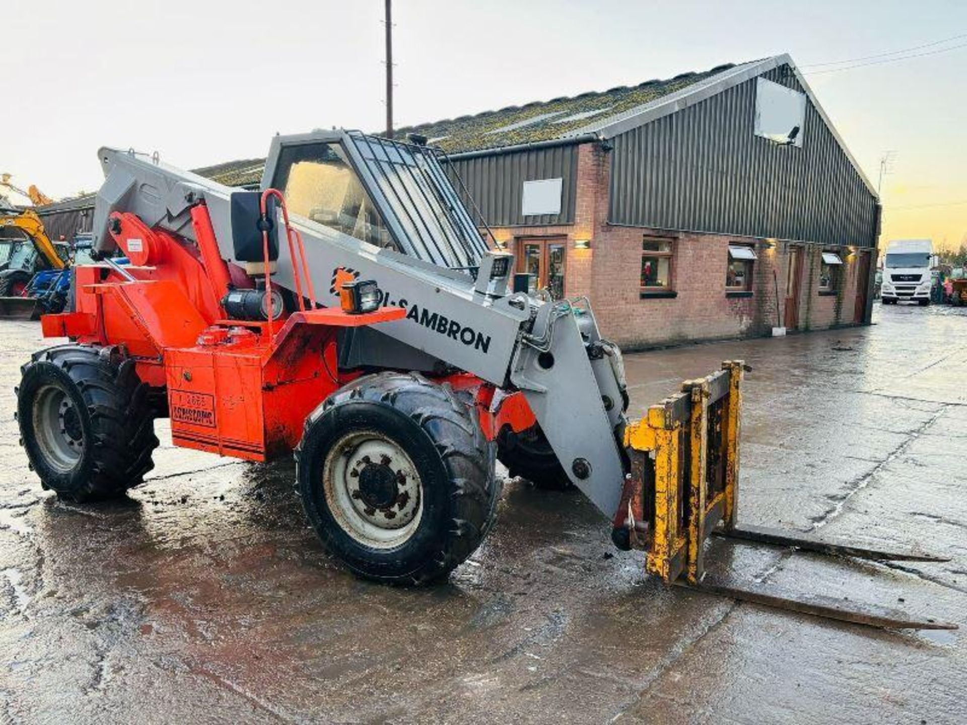 SAMBRON T2665 AGRISCOPIC 4WD TELEHANDLER C/W PALLET TINES