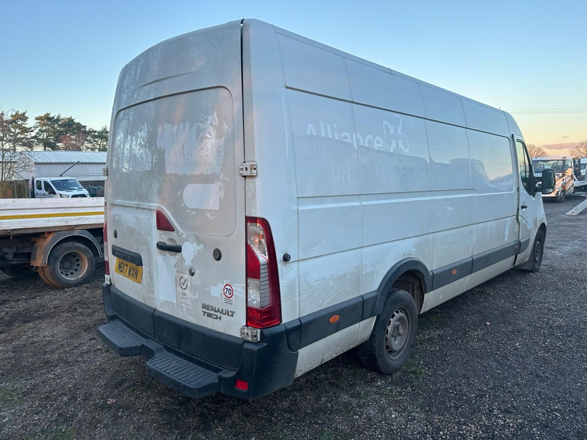 2017 17 RENAULT MASTER XLWB L4 PANEL VAN - 176K MILES - EURO 6 - Image 8 of 10