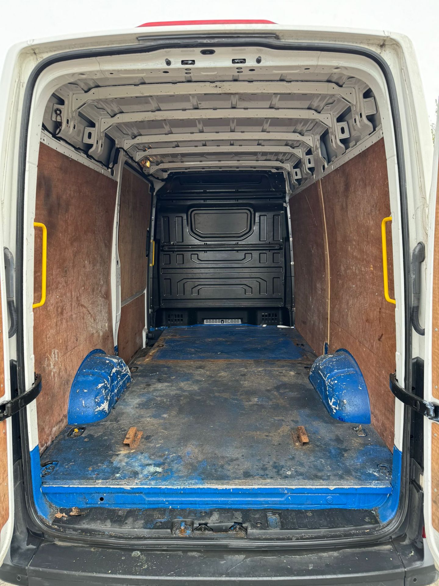 2019 19 VOLKSWAGEN CRAFTER TRENDLINE PANEL VAN - 101K MILES - AIR CON - CRUISE CONTROL - MWB - Image 2 of 13