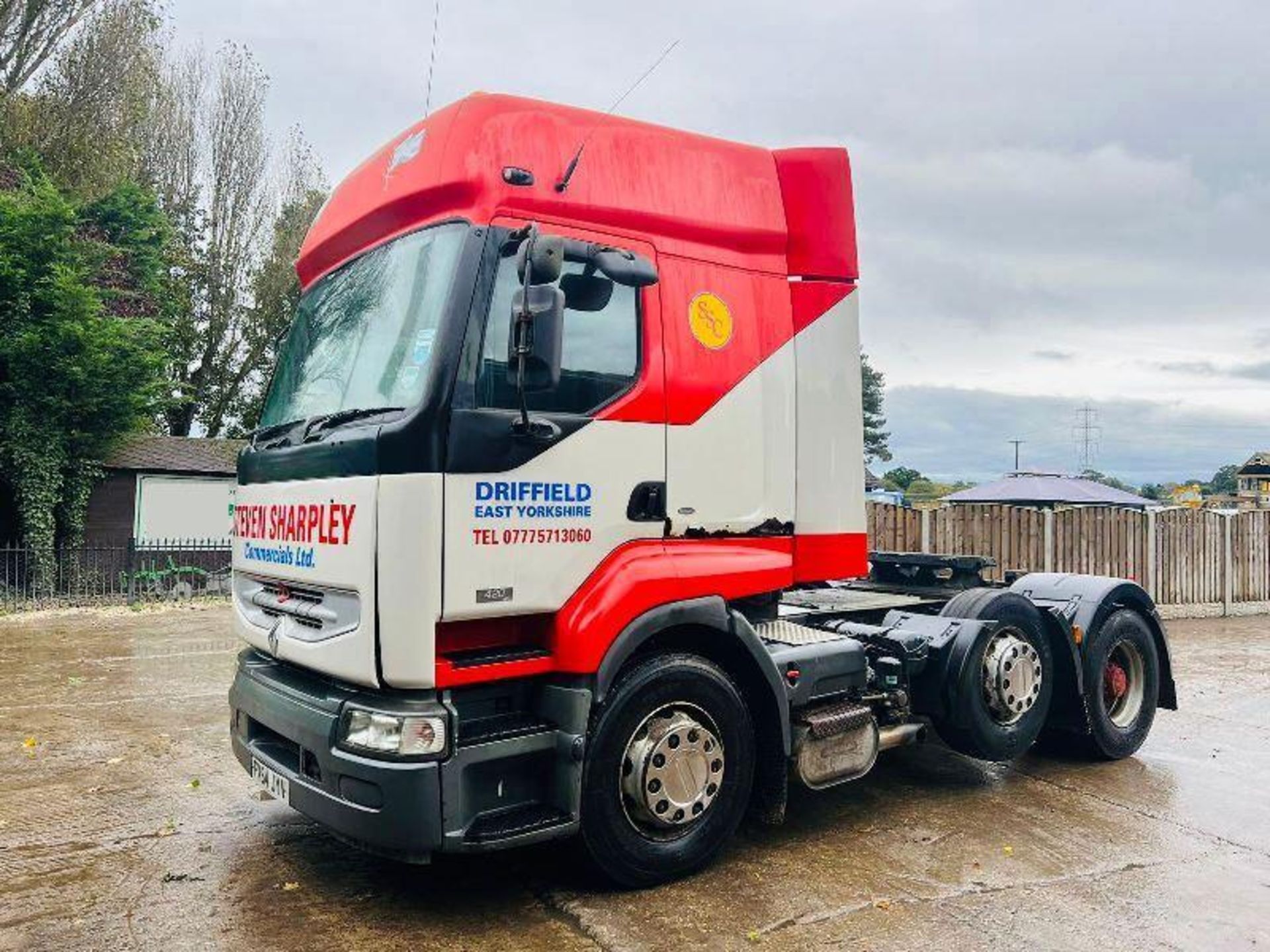 RENAULT 420DCI 6X2 TRACTOR UNIT C/W BIG HUB REDUCTION & MANUAL GEAR BOX - Image 12 of 13