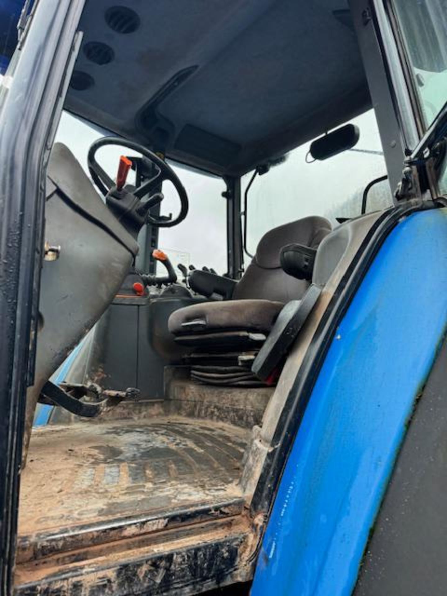 2003 NEW HOLLAND TM190 TRACTOR - Bild 2 aus 9