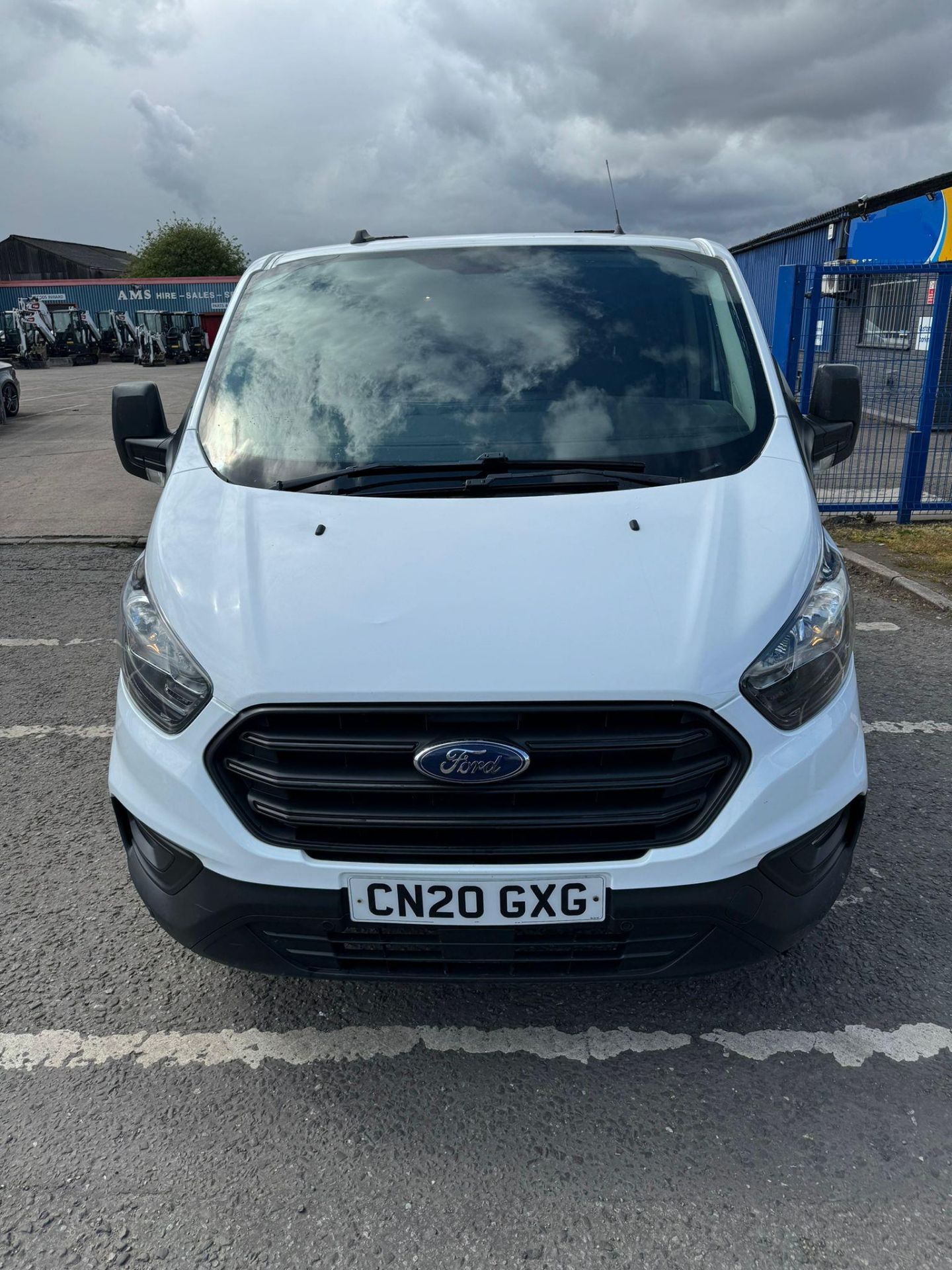 2020 20 FORD TRANSIT CUSTOM CREW VAN - 109K MILES - EURO 6 - 1 KEY - Image 10 of 13