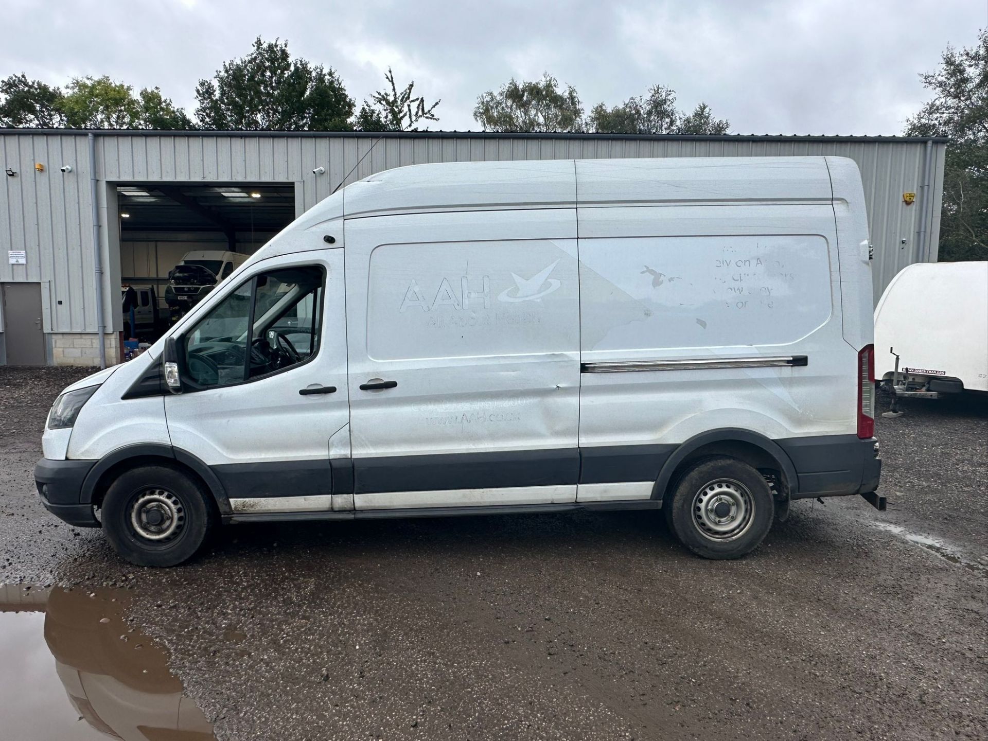 2017 67 FORD TRANSIT 350 PANEL VAN - 226K MILES - 1 KEY. - Image 7 of 8