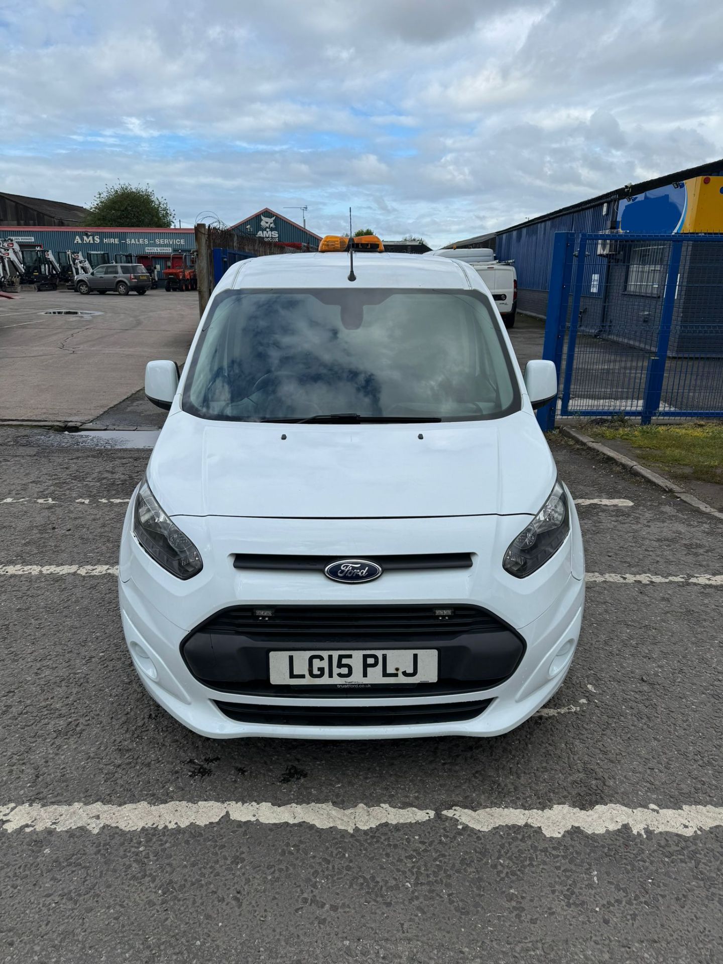 2015 15 FORD TRANSIT CONNECT PANEL VAN - 86K MILES - AIR CON - EX WATER BOARD - Image 8 of 12