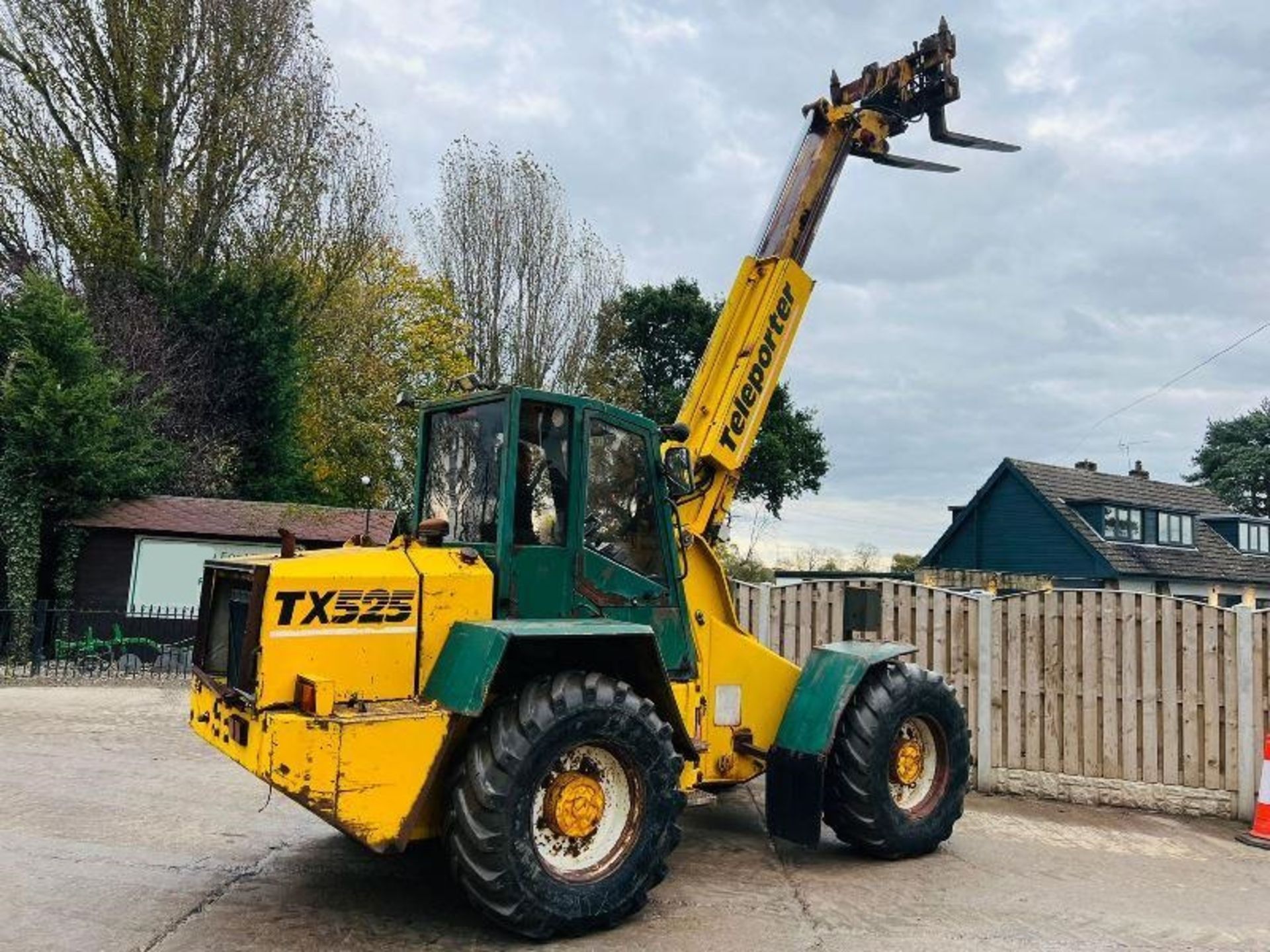 SANDERSON TX525 4WD TELEHANDLER C/W PIN AND CONE HEAD STOCK - Bild 3 aus 12