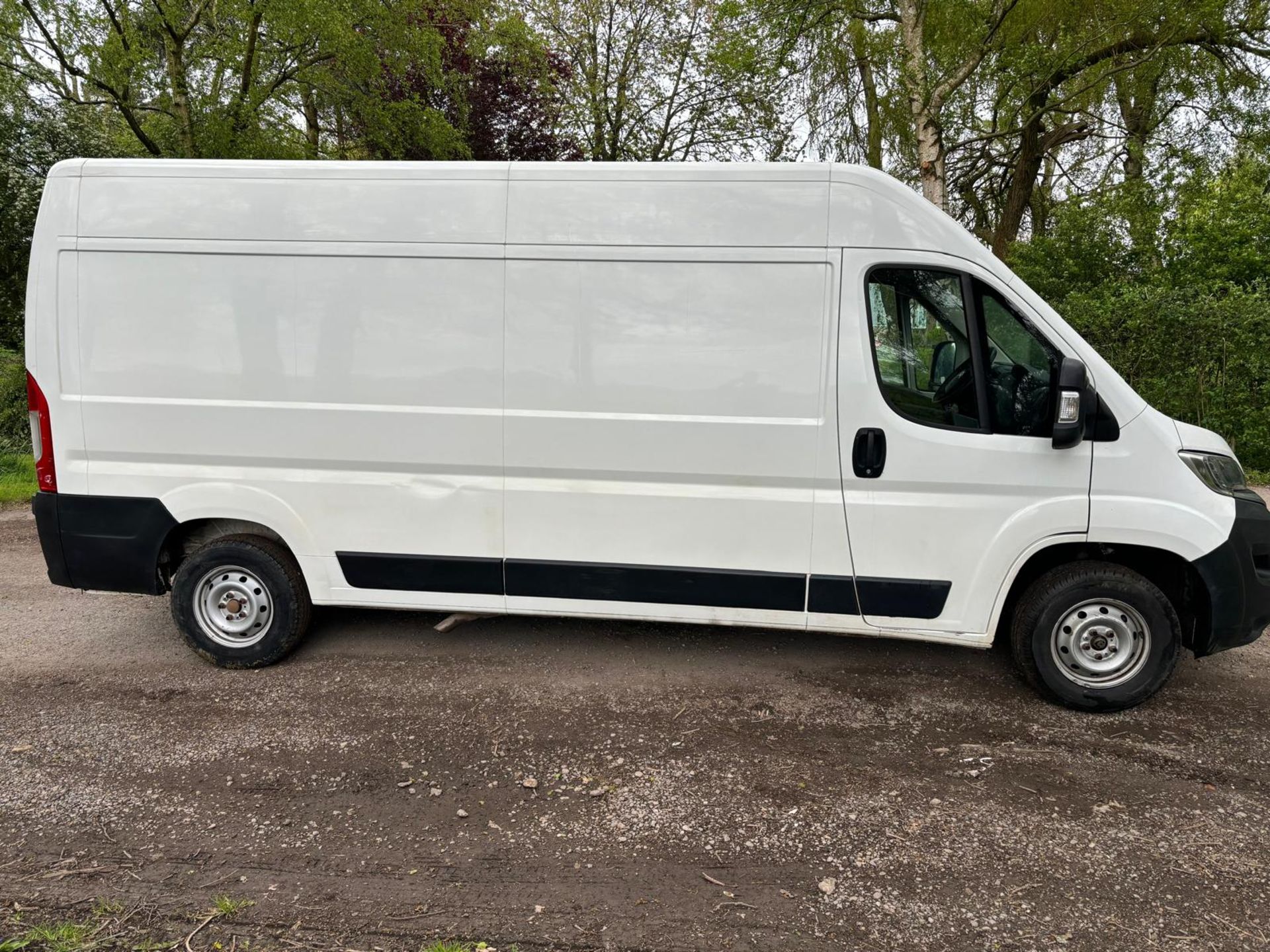 2020 20 CITROEN RELAY PANEL VAN - 2.2 6 SPEED - 109K MILES - AIR CON - EURO 6 - PLY LINED  - Image 2 of 12