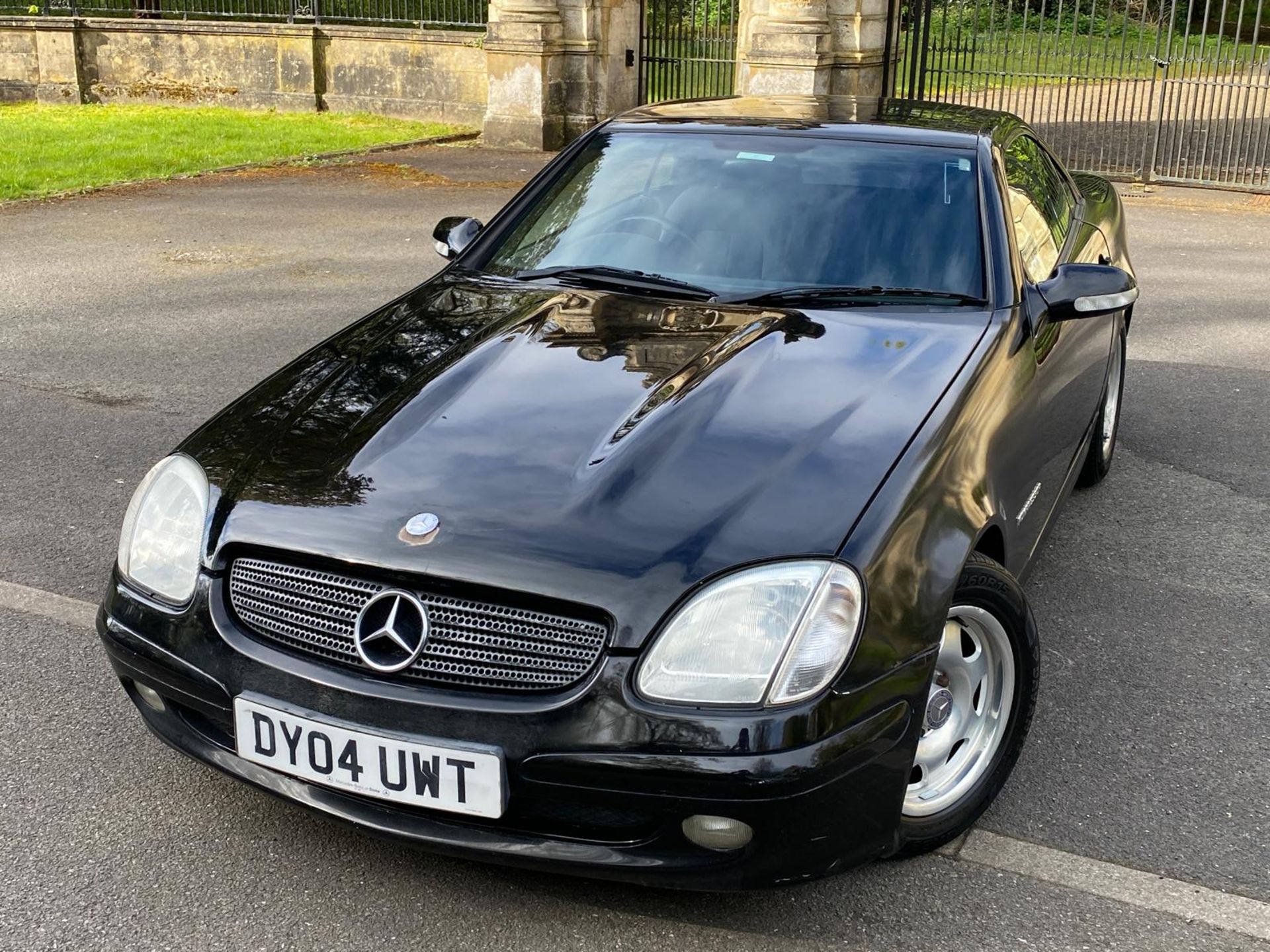 2004 MERCEDES BENZ SLK200 COVERTIBLE - 66K MILES - FULL SERVICE HISTORY - 2 KEYS - Image 11 of 14