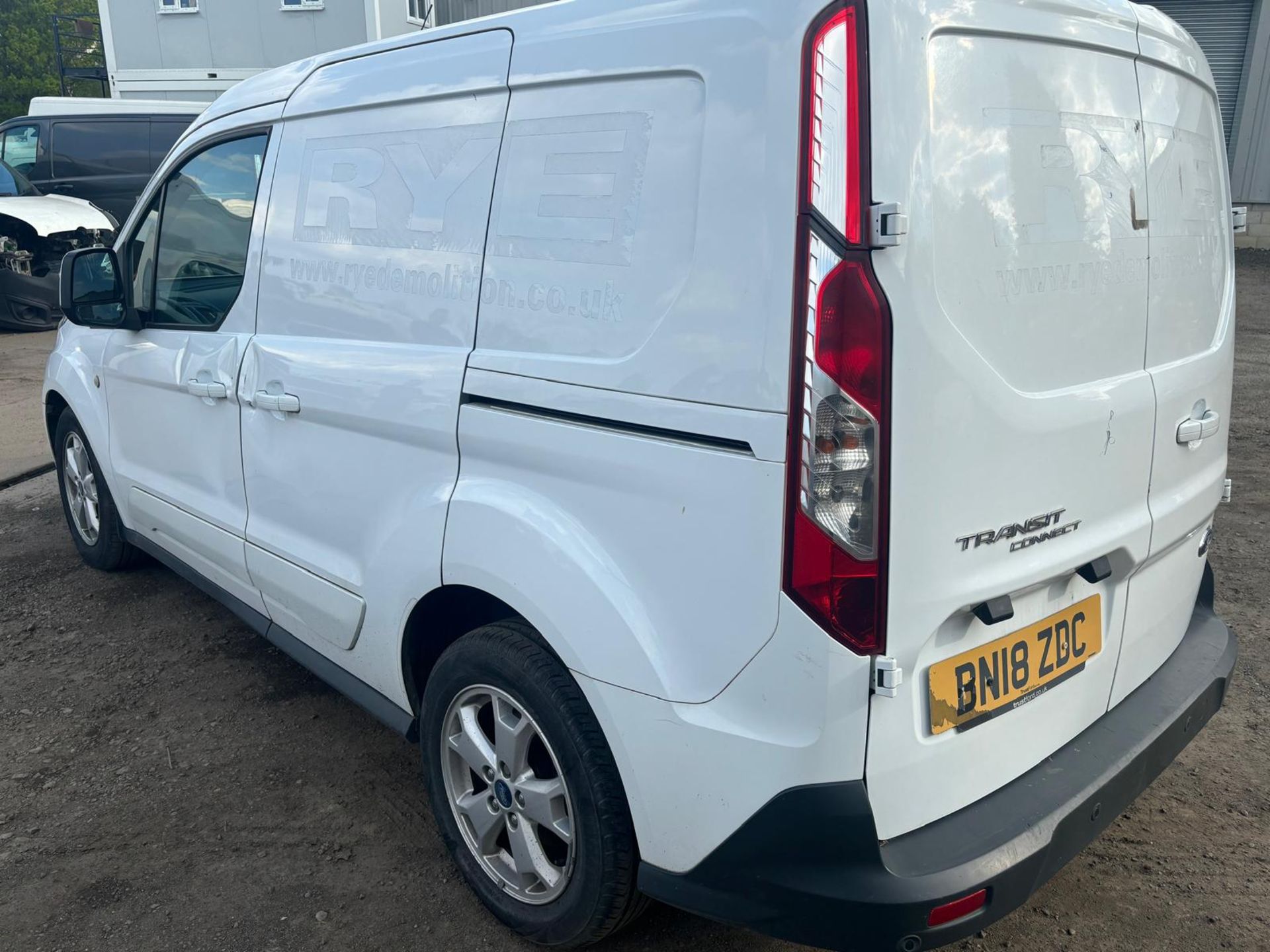 2018 18 FORD TRANSIT CONNECT LIMITED PANEL VAN - 75K MILES - EURO 6 - AIR CON - ALLOY WHEELS  - Image 9 of 12