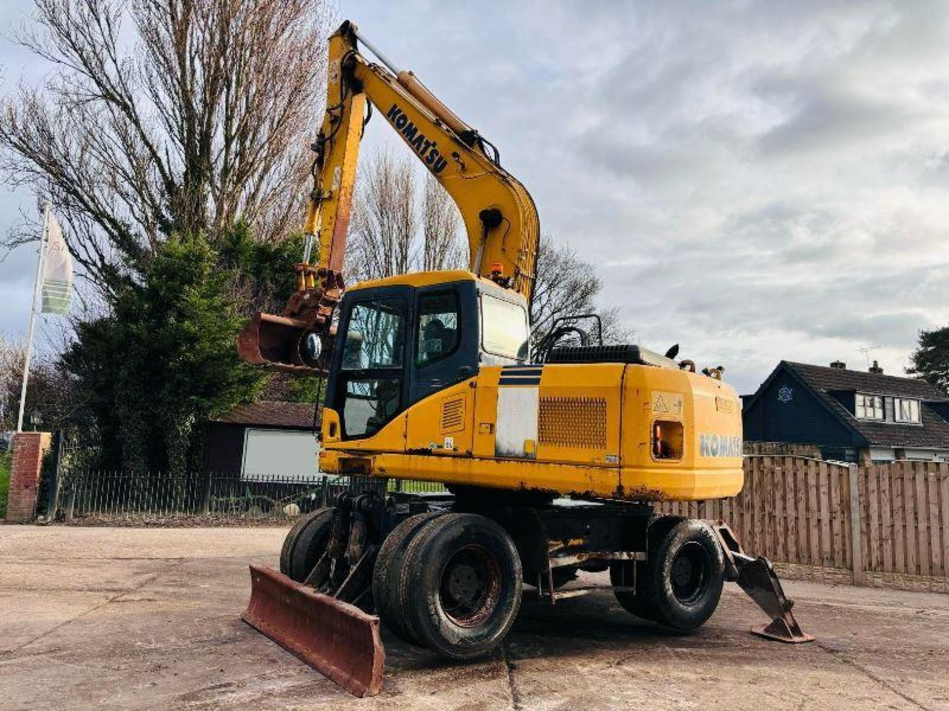 KOMATSU PW160ES-7K 4WD WHEELED EXCAVATOR C/W QUICK HITCH - Image 2 of 14