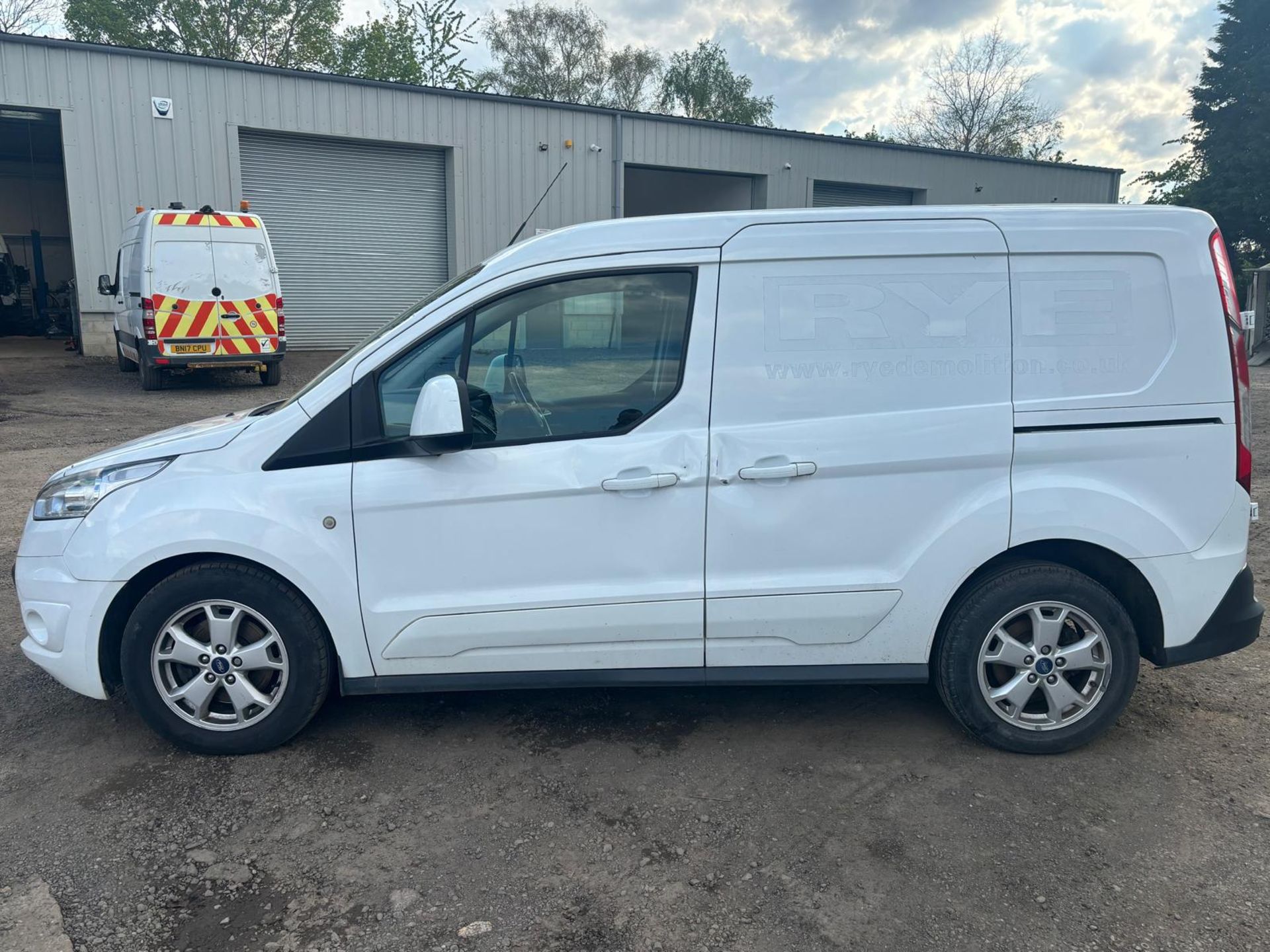 2018 18 FORD TRANSIT CONNECT LIMITED PANEL VAN - 75K MILES - EURO 6 - AIR CON - ALLOY WHEELS  - Image 7 of 12