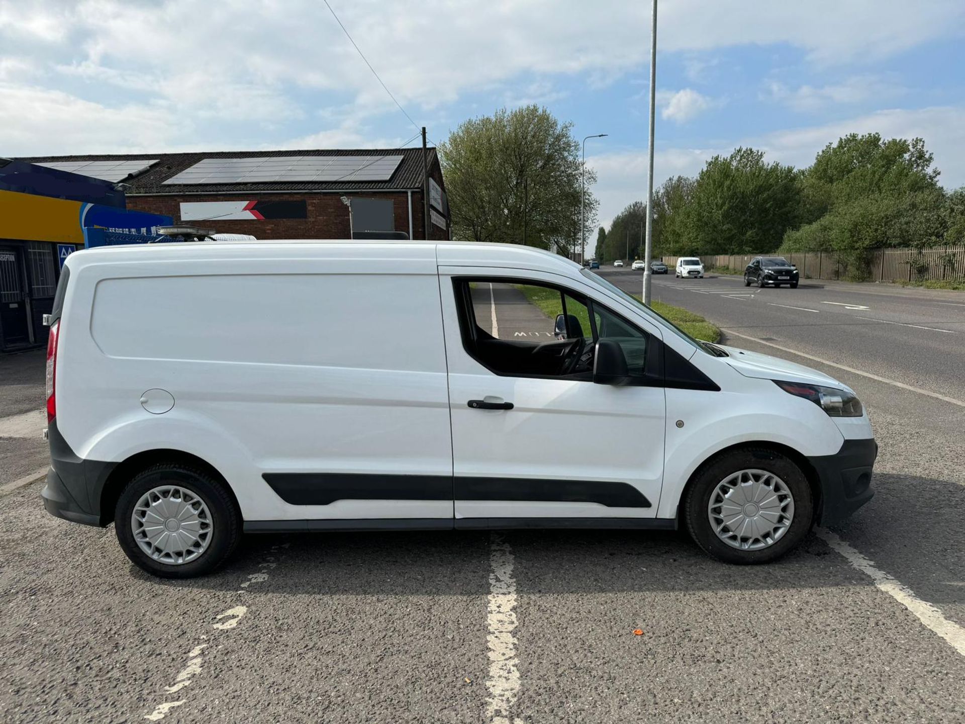 2016 66 FORD TRANSIT CONNECT LWB PANEL VAN - 123K MILES - AIR CON - Image 4 of 6