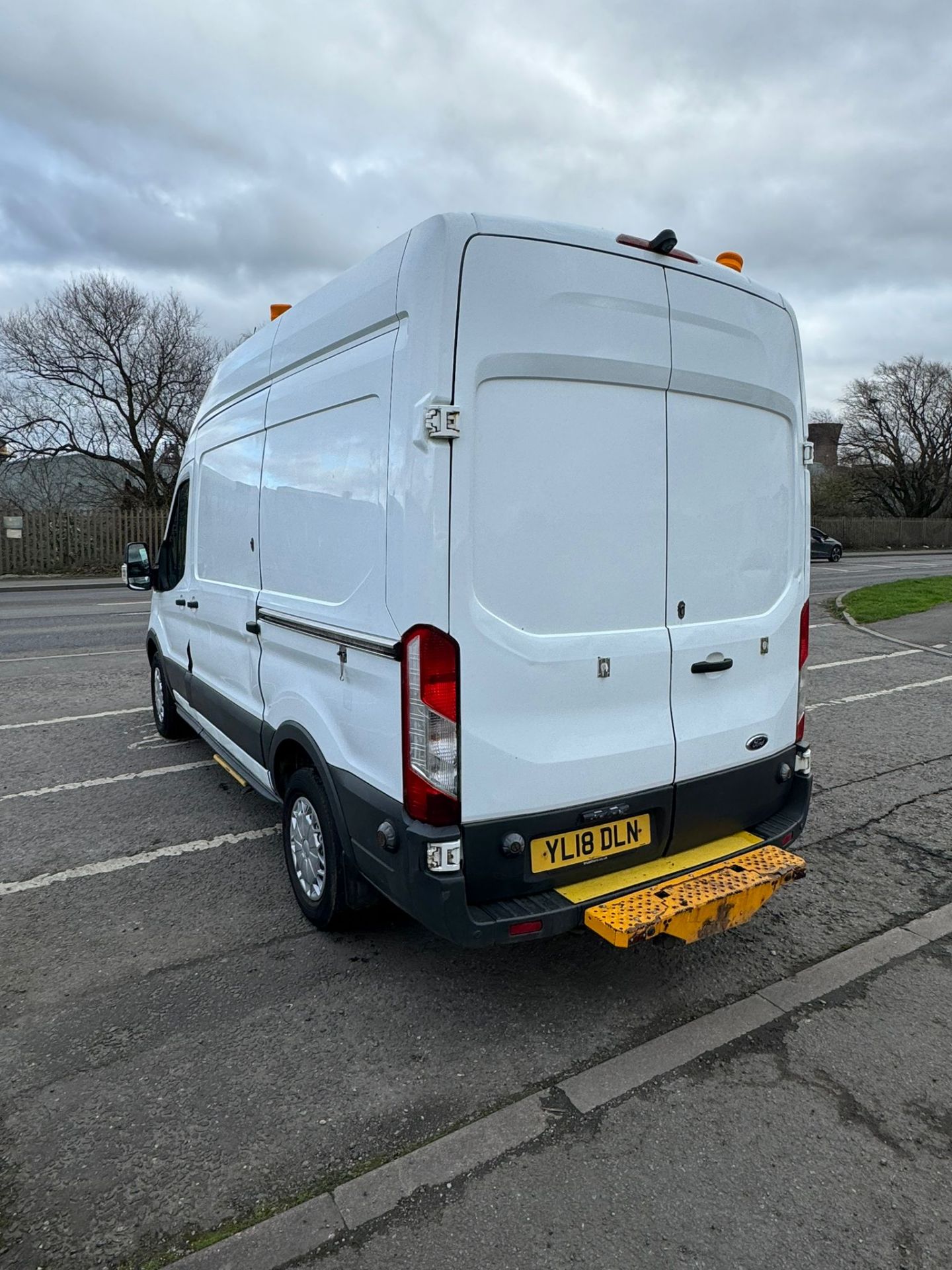 2018 18 FORD TRANSIT 350 PANEL VAN - 114K MILES - L2 H3 FWD - AIR CON - IDEAL CAMPER CONVERSION - Image 5 of 14