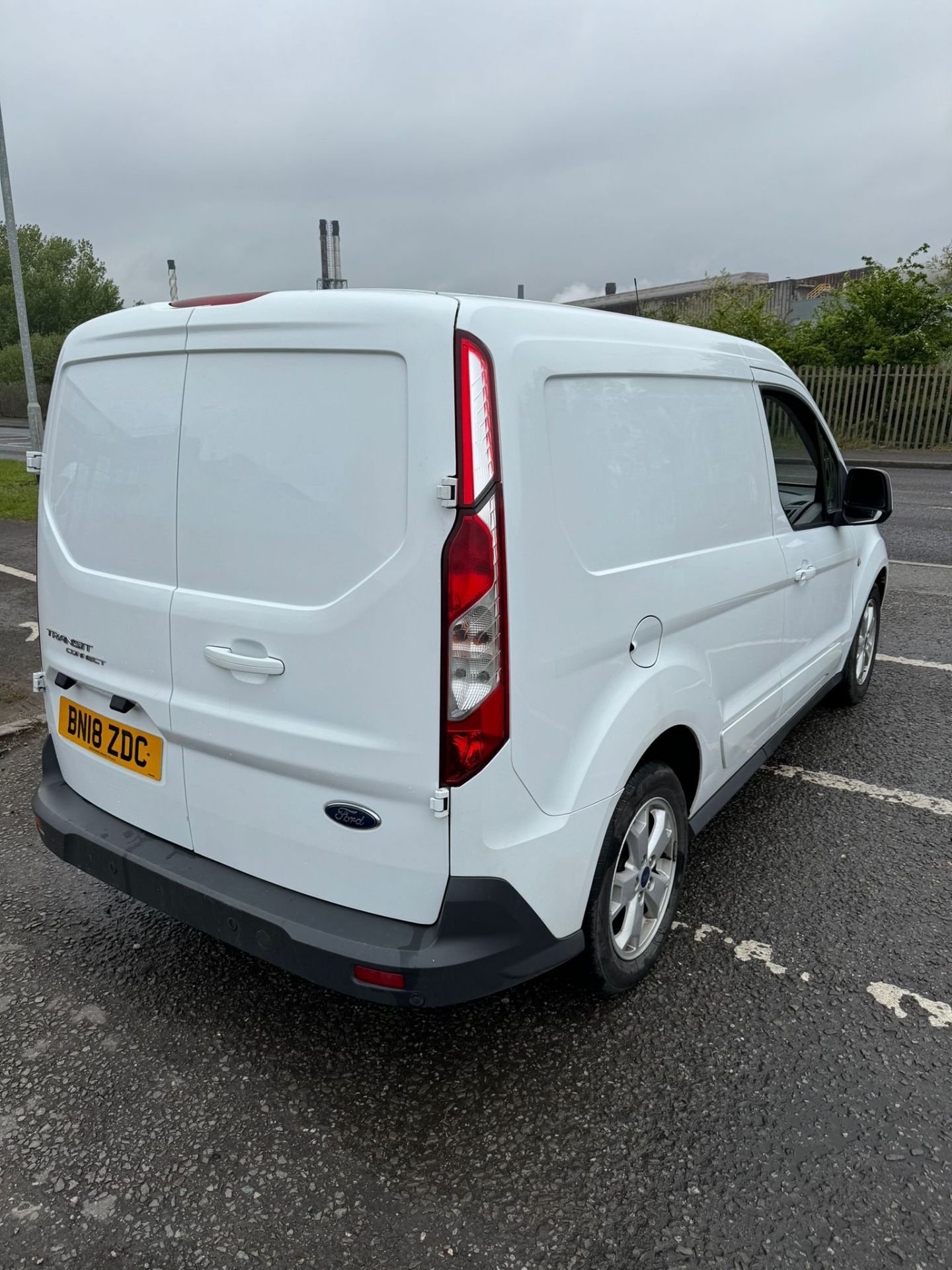 2018 18 FORD TRANSIT CONNECT LIMITED PANEL VAN - 75K MILES - EURO 6 - AIR CON - ALLOY WHEELS - Image 8 of 12