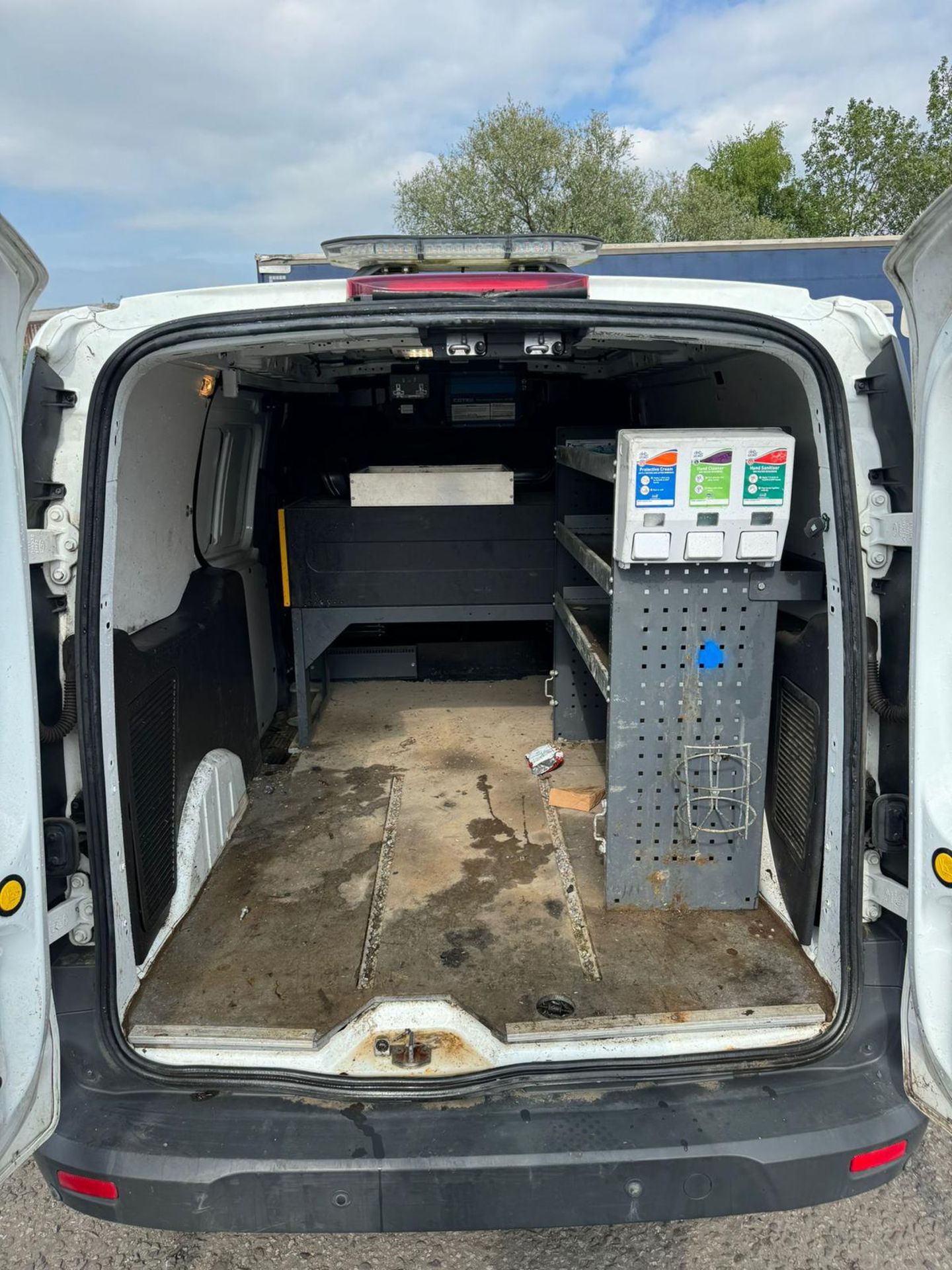 2016 66 FORD TRANSIT CONNECT LWB PANEL VAN - 123K MILES - AIR CON - Image 3 of 6