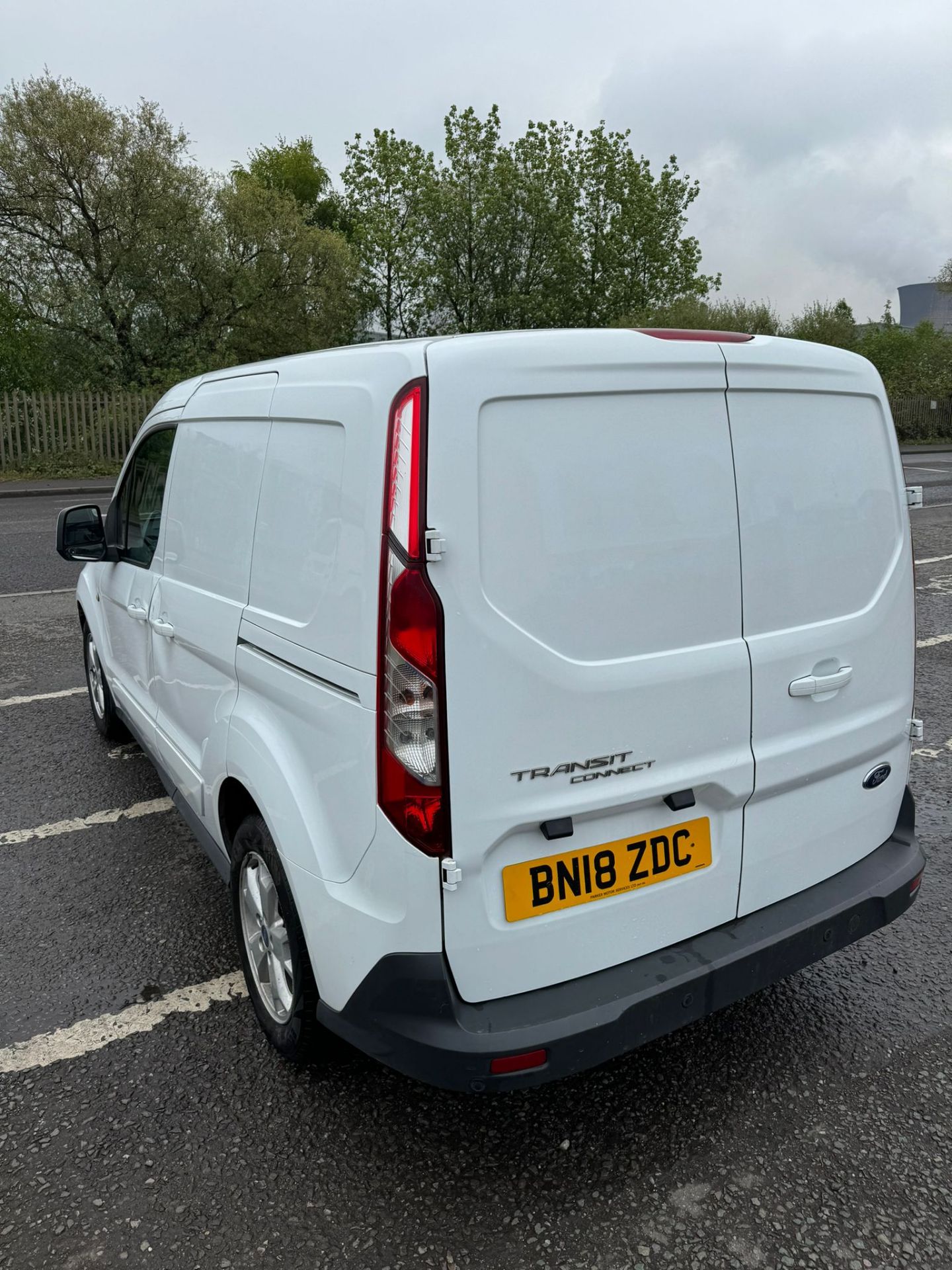2018 18 FORD TRANSIT CONNECT LIMITED PANEL VAN - 75K MILES - EURO 6 - AIR CON - ALLOY WHEELS - Image 9 of 12